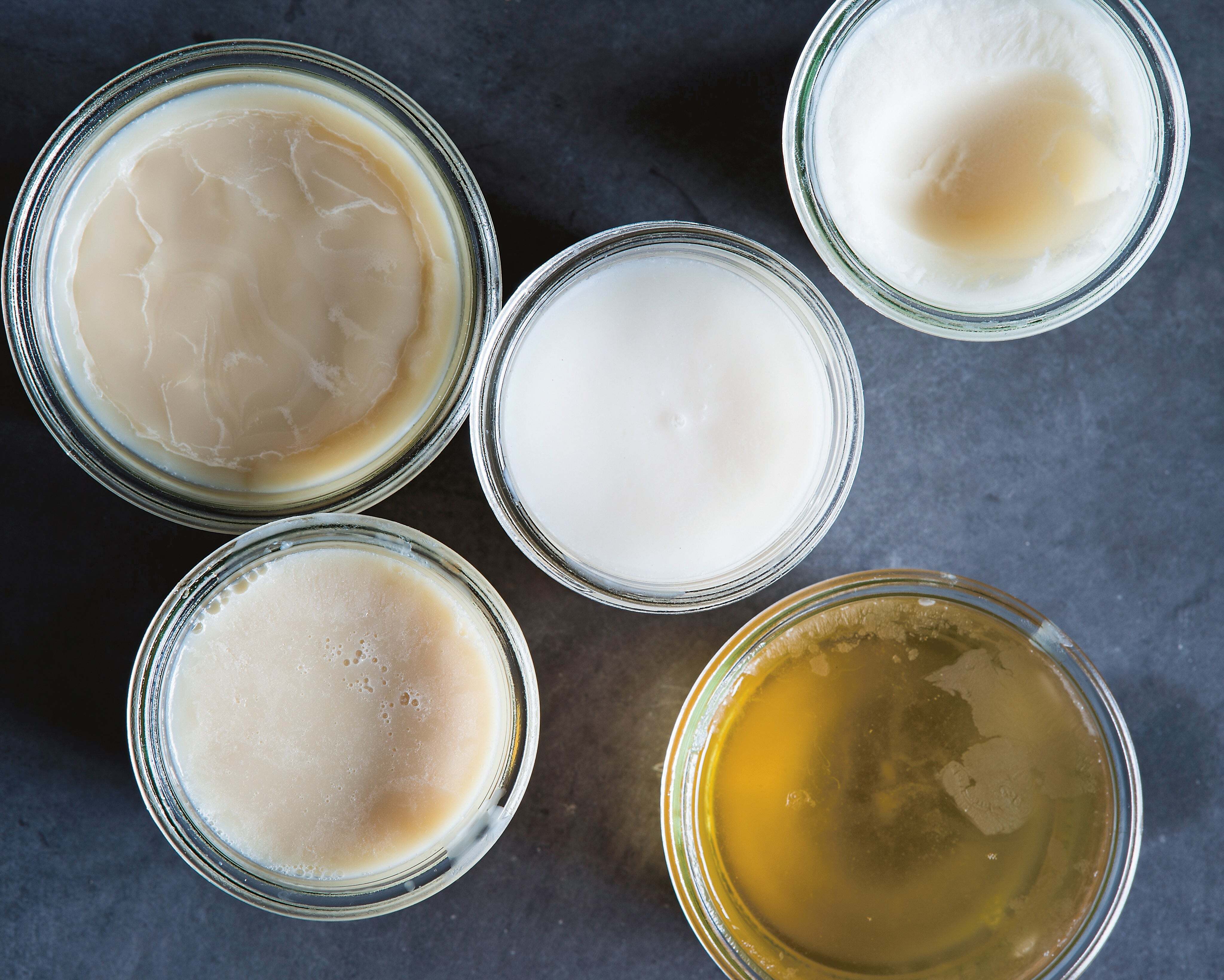 Pure Rendered Chicken Fat - 300 Ml, A-grade Quality With 15% Admixture, 12% Moisture, Canned For Versatile Culinary Use