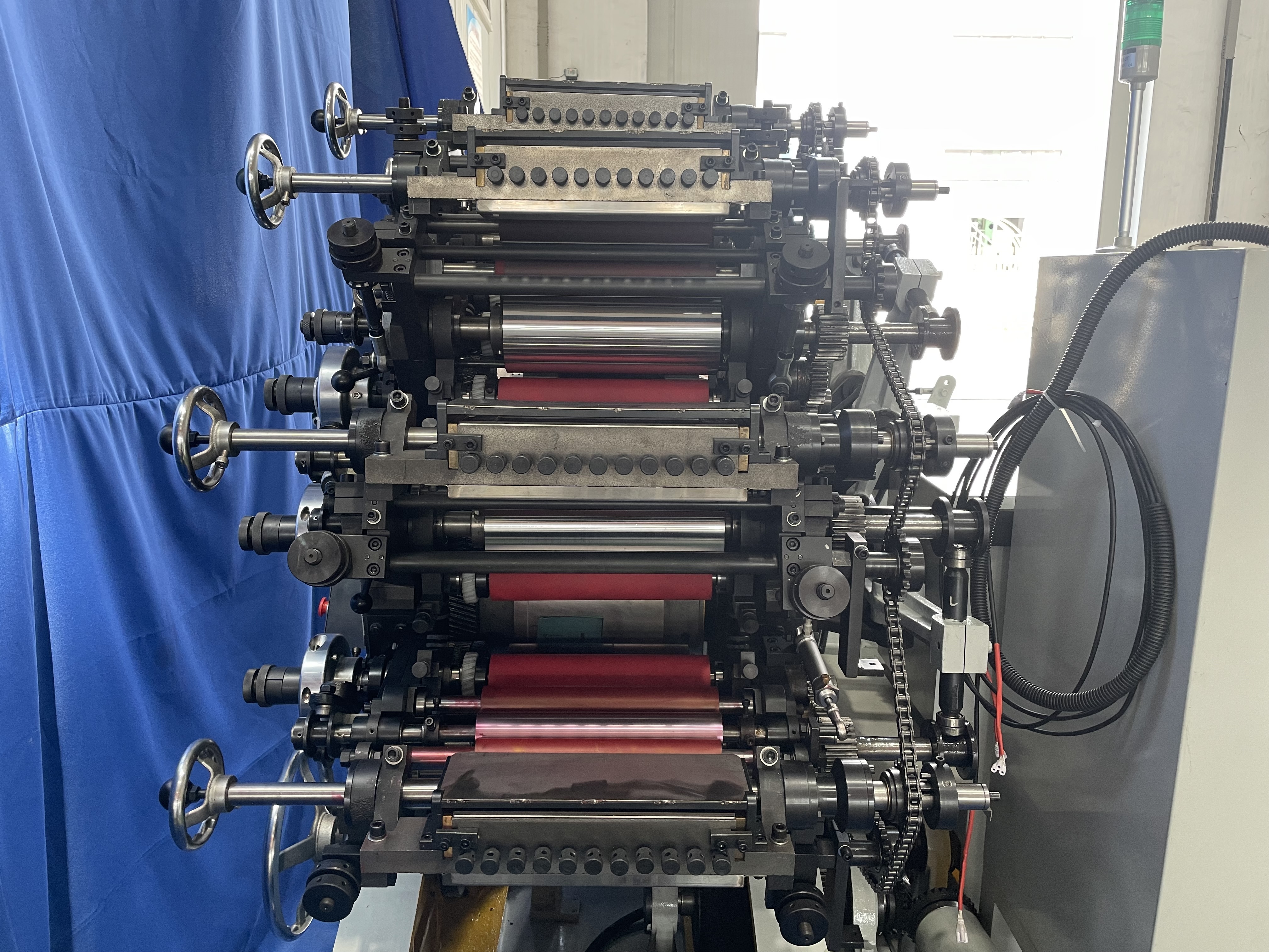 Offset Printing Machine Of Hair Dye Tubes Making Machine - Color: White