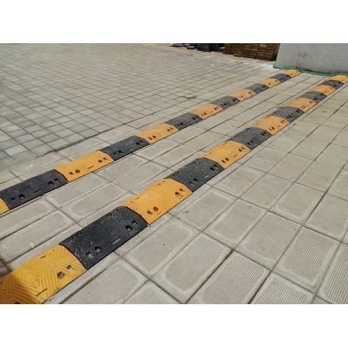 Mall Speed Breaker - Solid Natural Rubber, 500x350x50 mm , Black and Yellow Color, 1 Year Warranty