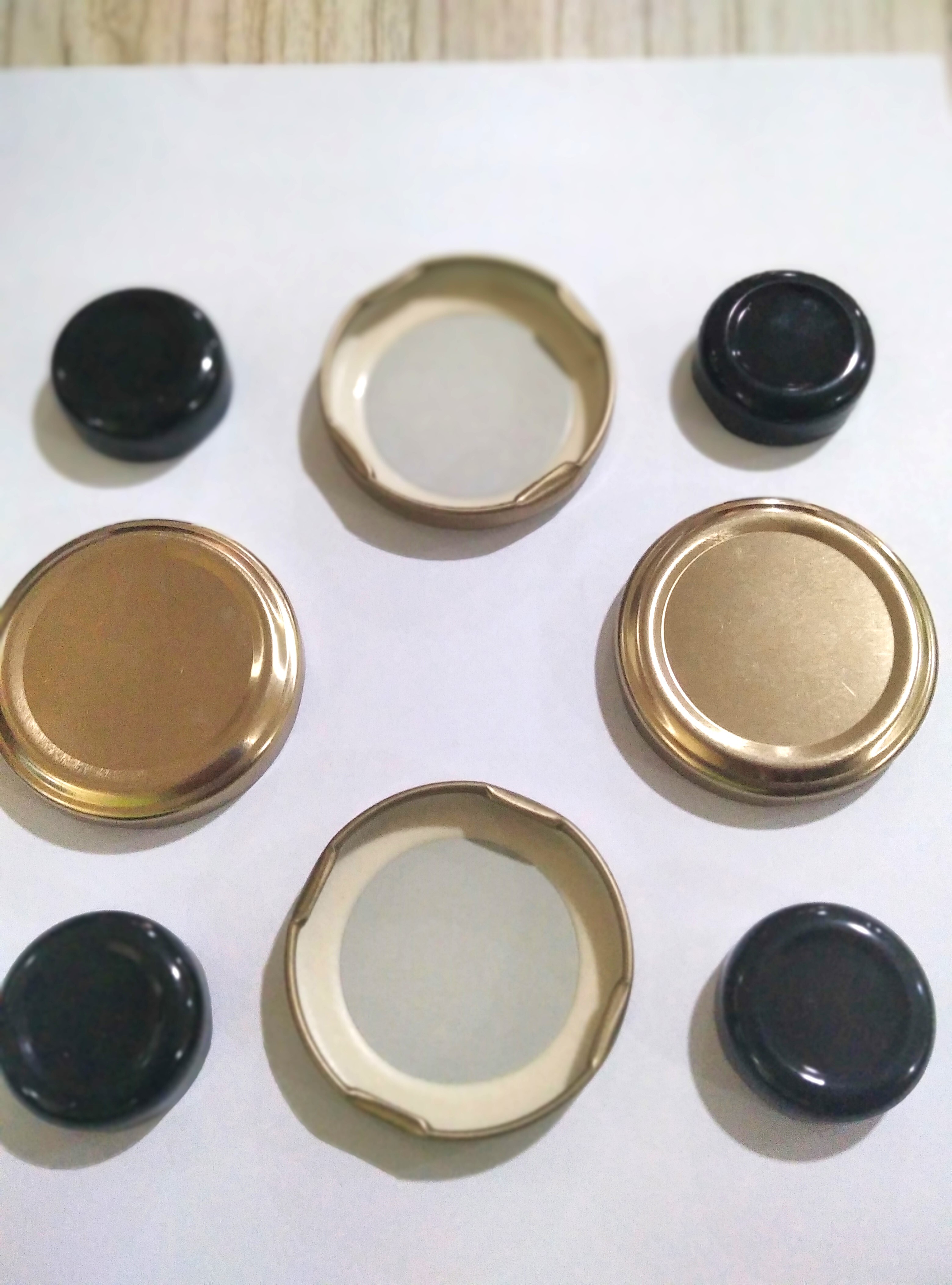 53mm Plain Gold Lug Caps - Color: Gold/silver