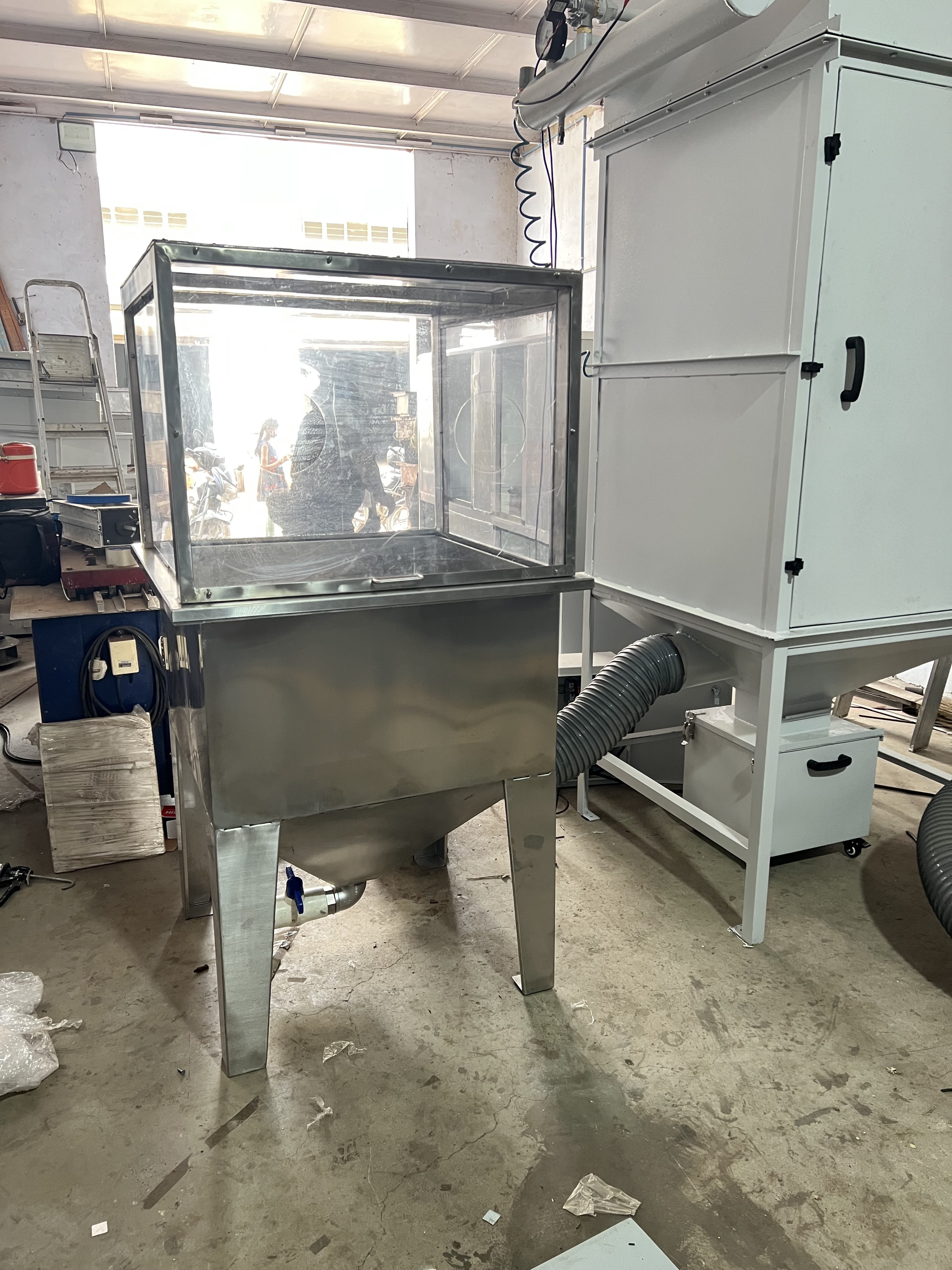 Cotton Filter Cleaning Booth