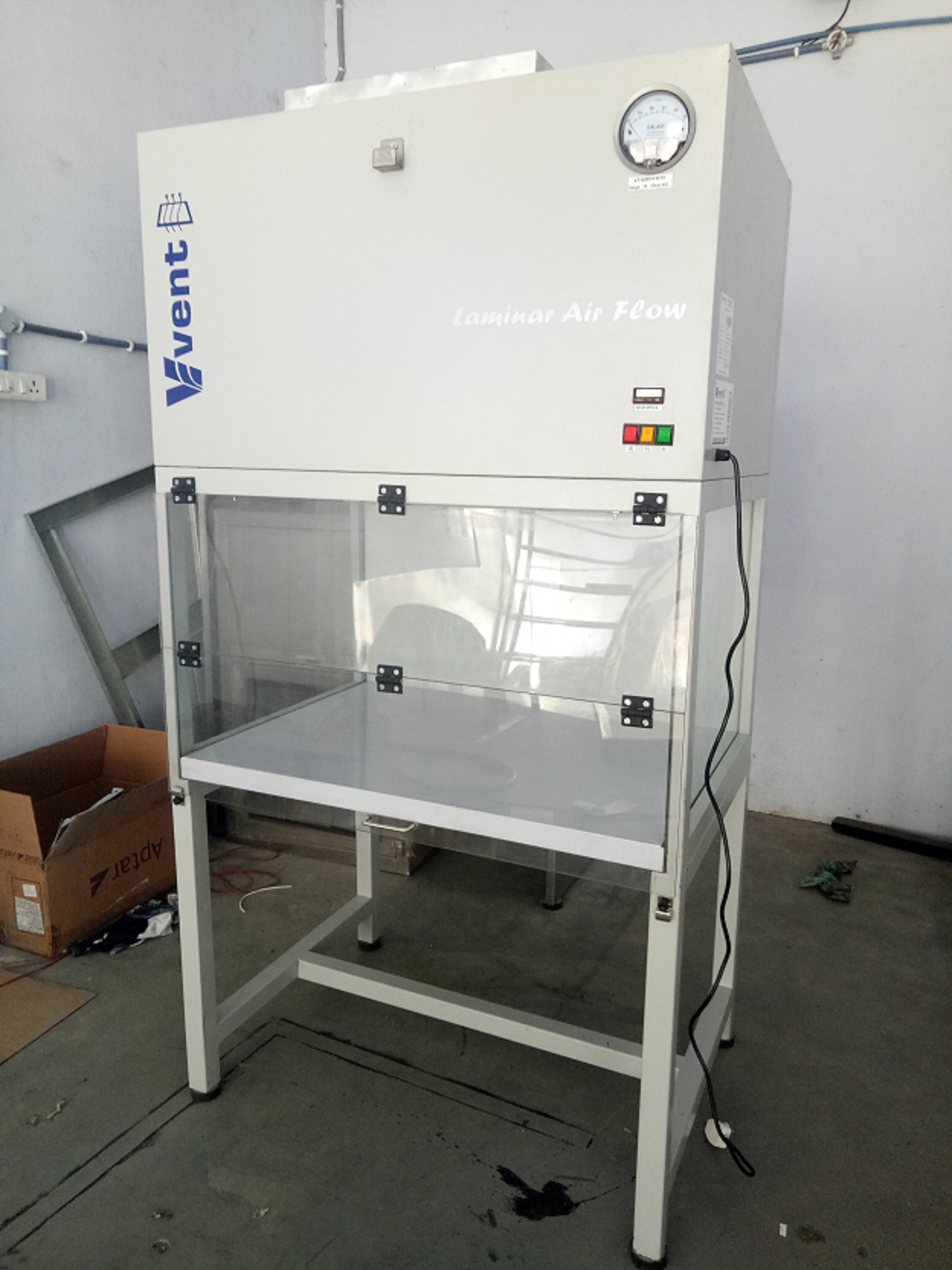 Vertical Laminar Air Flow Bench - Filter Type: Hepa Filter