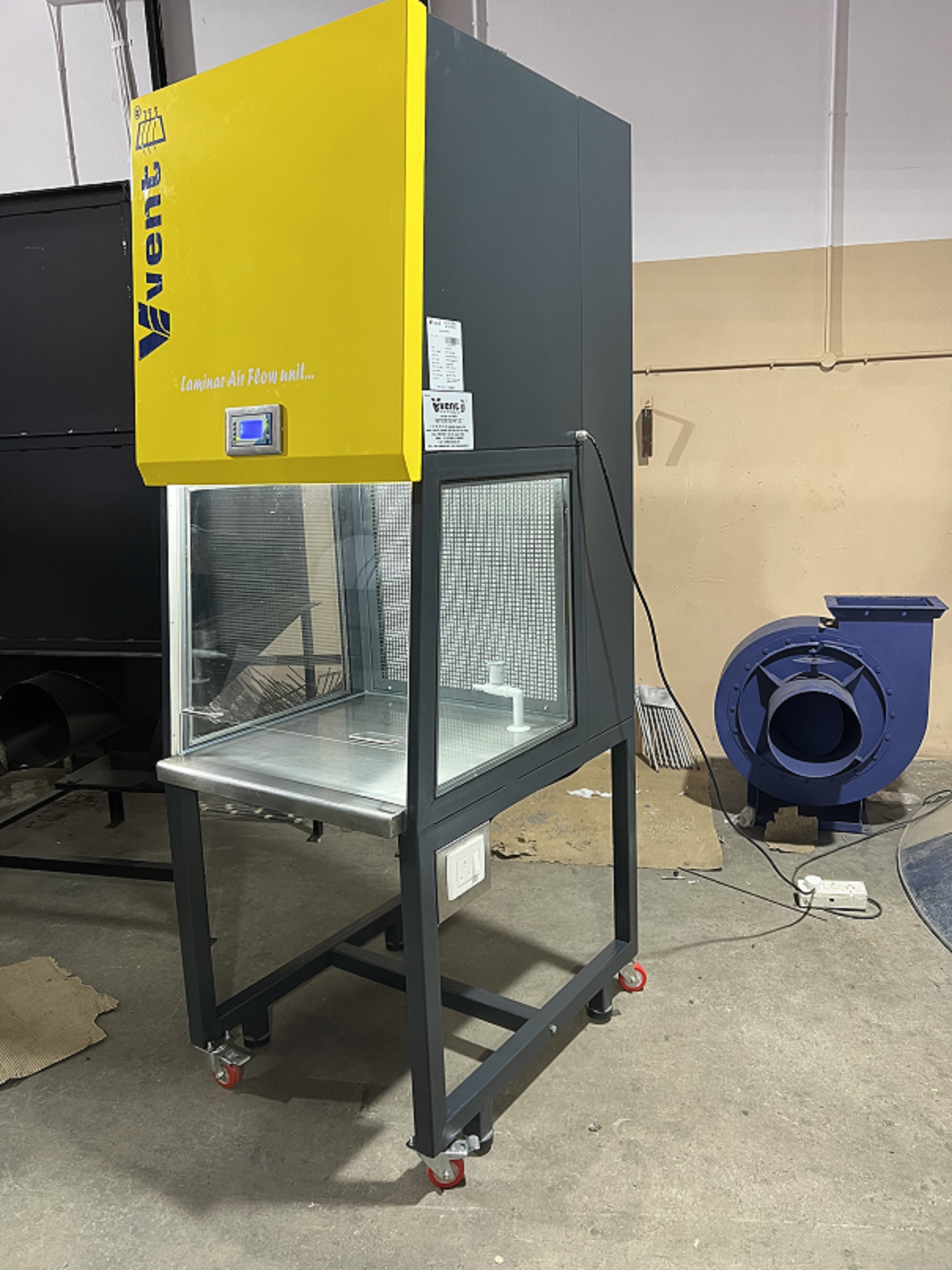 Vertical Laminar Air Flow Bench - Filter Type: Hepa Filter