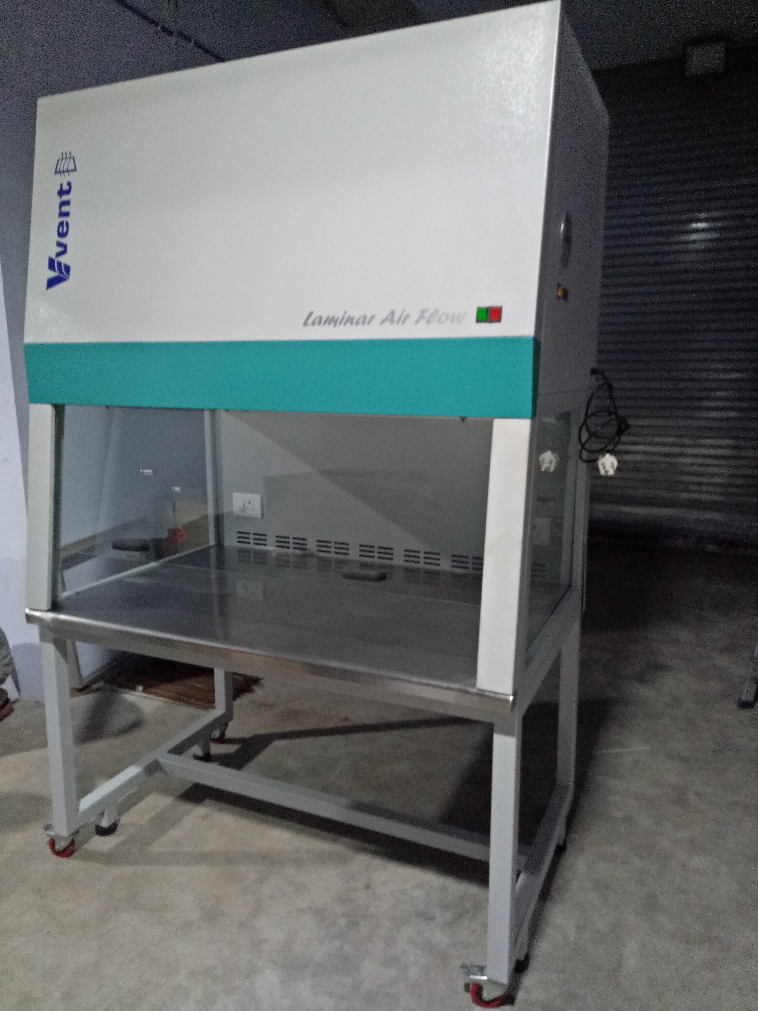Bio Hazards Cabinet Application: As Per Customer Requirement