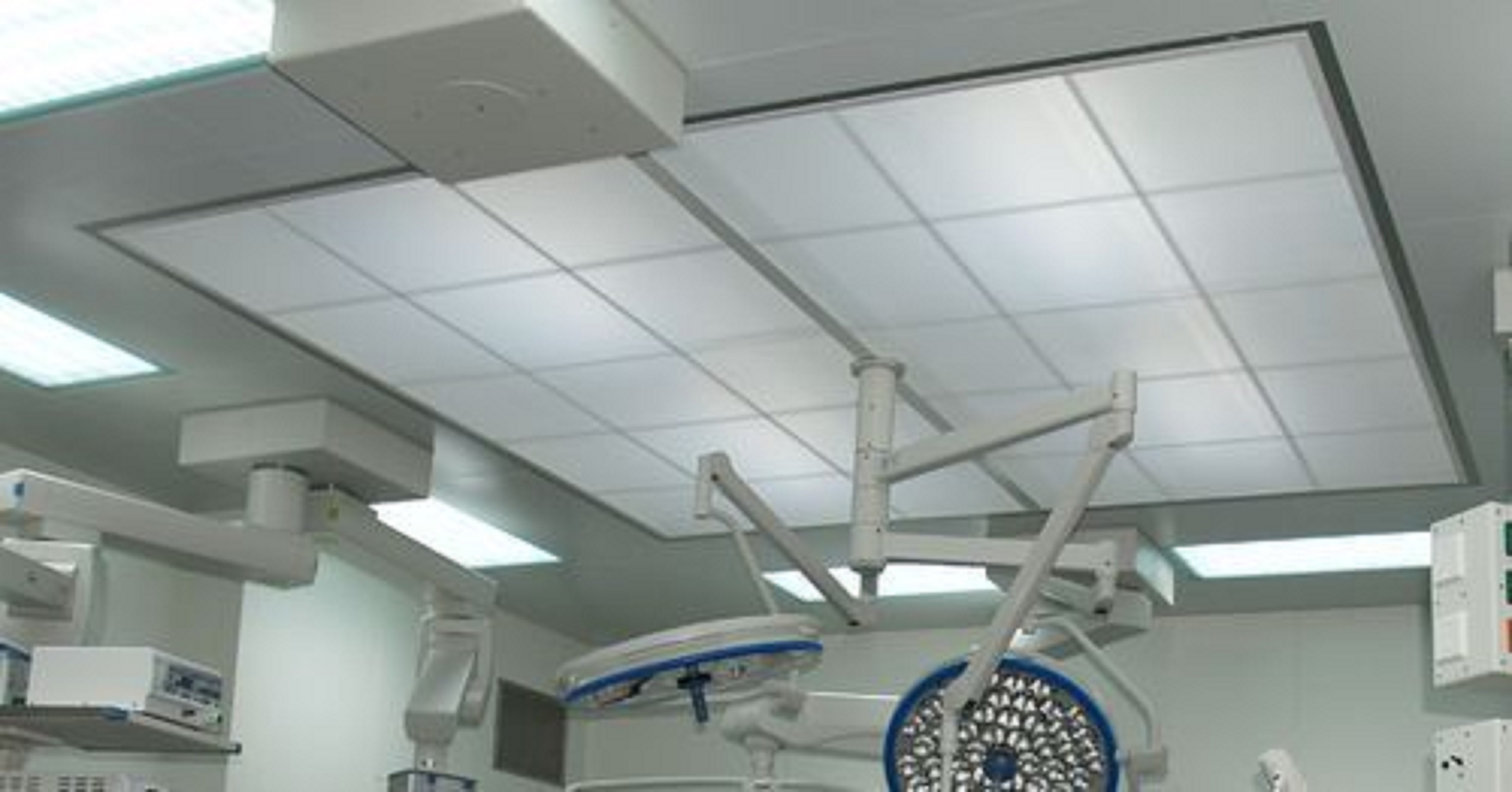 Clean Room System - Advanced Air Filtration | Optimal Sterility, Ergonomic Design, Enhanced Durability