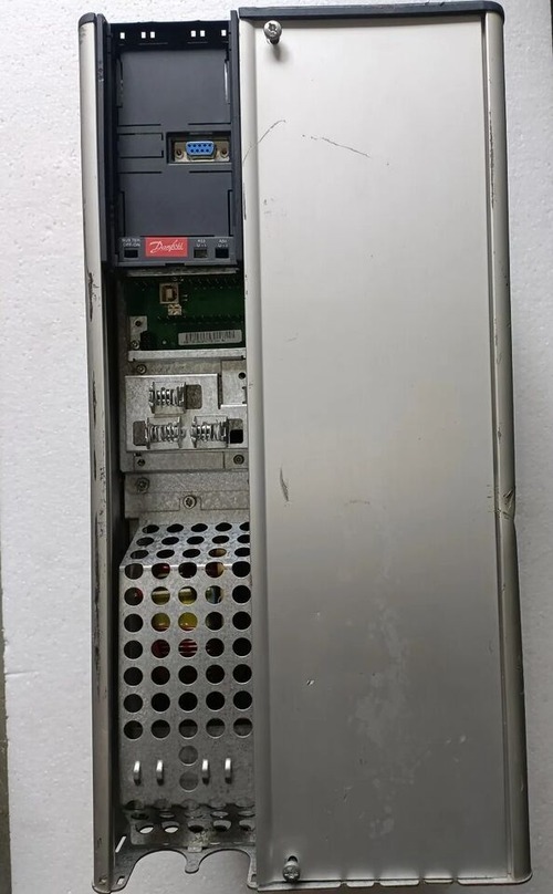 Danfoss Ac Drive - 3p 525-690v 30/37kw 40/50hp | High-speed Processing, Precision Control, Versatile Integration