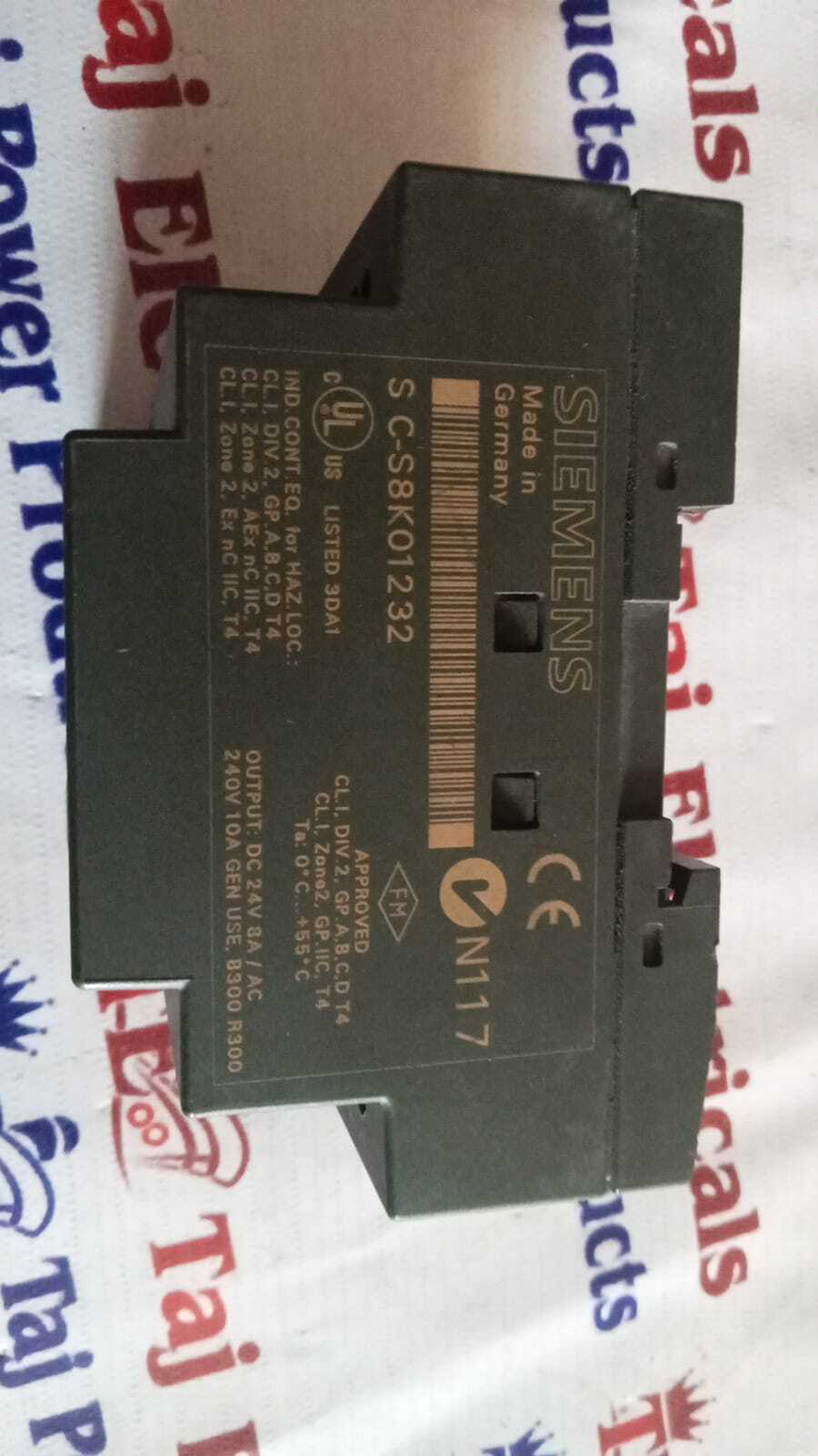 Siemens Logo 6ed1 052-2md00-0ba4 - 12/24v Dc/relay, 8 Di (2ai)/4 Do, Memory 130 Blocks, Expandable With Extra Modules | No Display, Compliant With Vde 0631, Iec1131, Ul, Fm, Csa