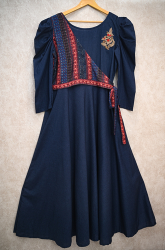 अंगरखा ड्रेस