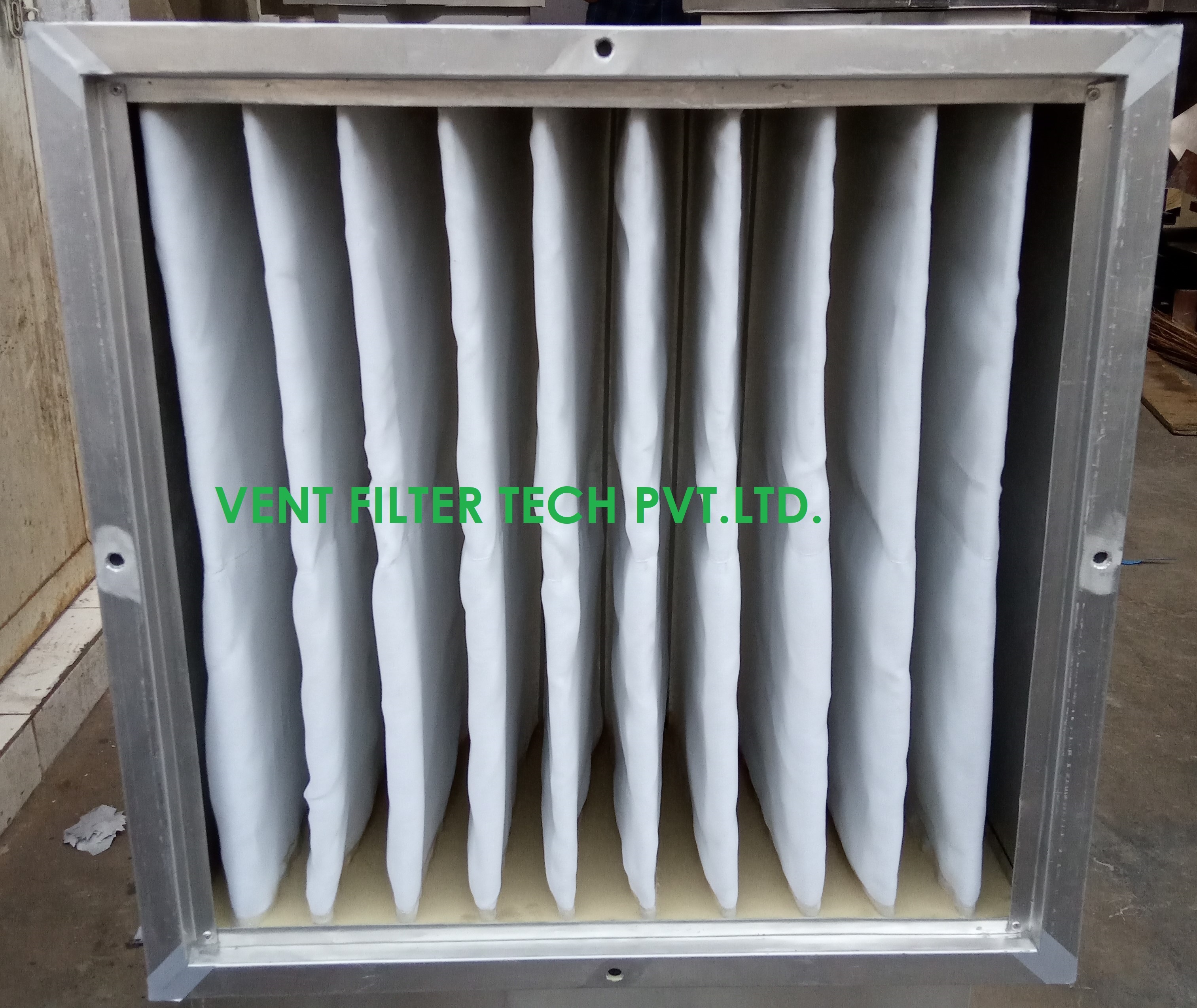 Fine Filter - Pleated Synthetic Fiber Media, 610 X 610 X 300 Mm Box Type | Application: Secondary Filter For Air Conditioning, En 779:2002 Efficiency F5/f9, Max Temp 80c, 100% Rh