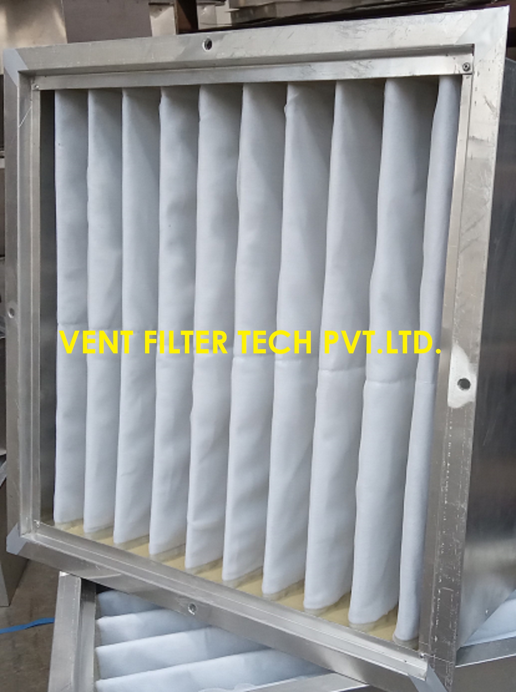Fine Filter - Pleated Synthetic Fiber Media, 610 X 610 X 300 Mm Box Type | Application: Secondary Filter For Air Conditioning, En 779:2002 Efficiency F5/f9, Max Temp 80c, 100% Rh