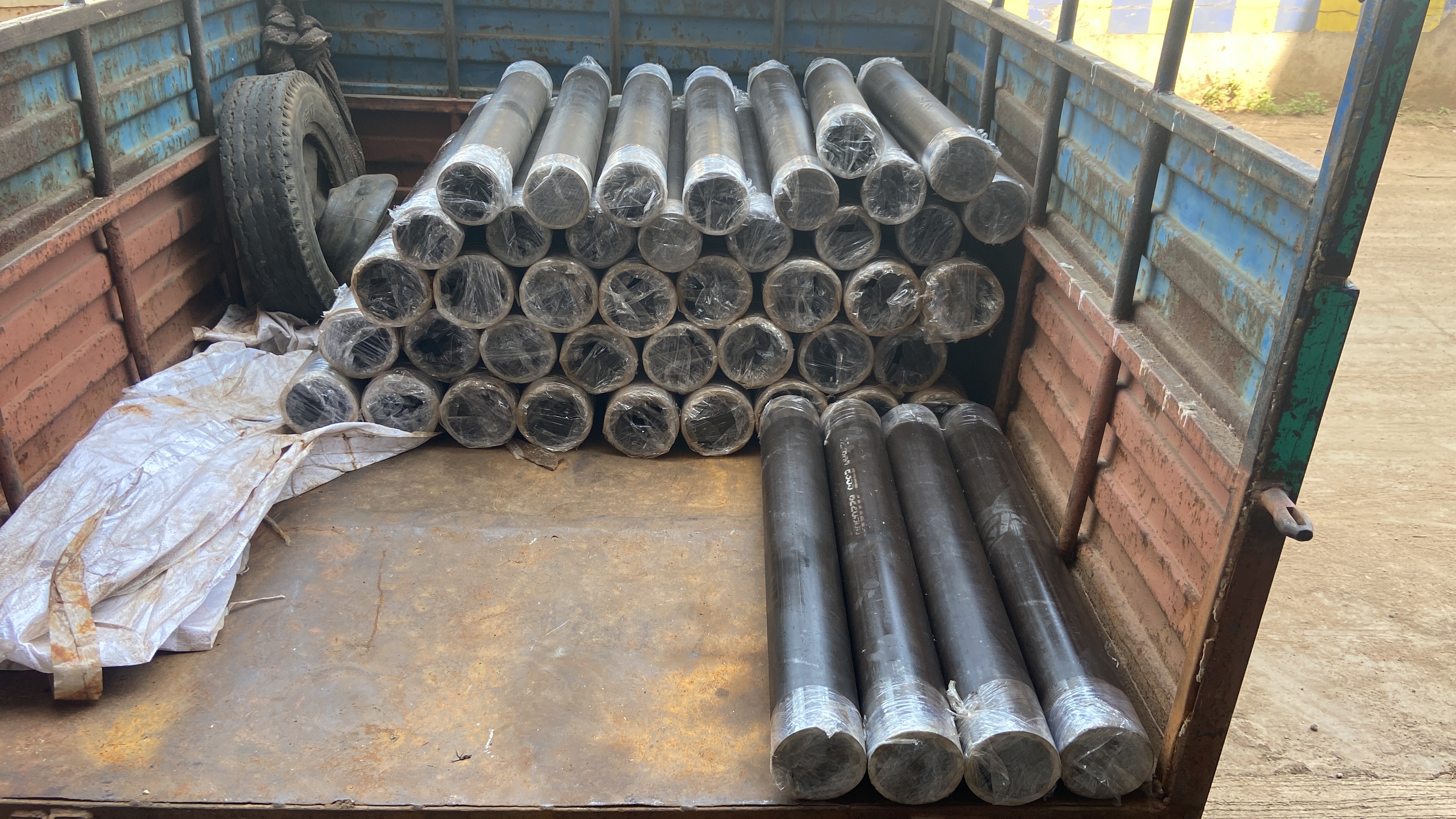 Pre Hone Tubes - Stainless Steel, Customized Sizes, Silver Finish | Galvanized Surface, Corrosion Resistant, Lightweight, High Tensile Strength