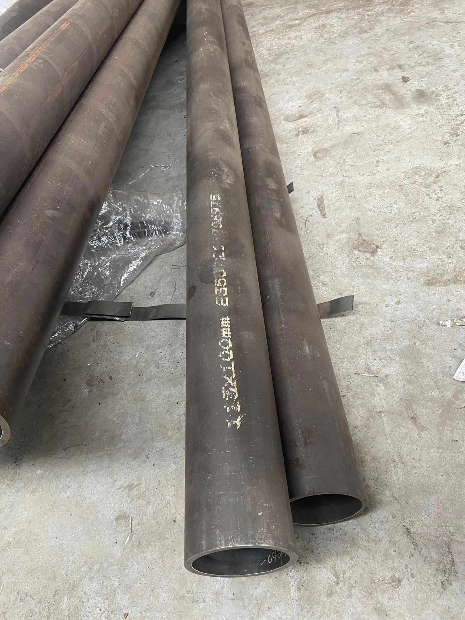 Pre Hone Tubes - Stainless Steel, Customized Sizes, Silver Finish | Galvanized Surface, Corrosion Resistant, Lightweight, High Tensile Strength