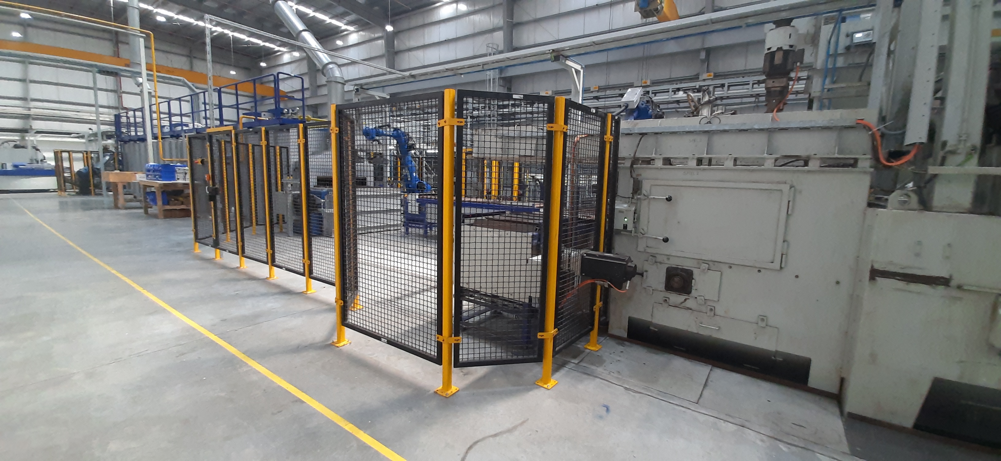 Standard Series Safety Fence Application: Industrial Sites