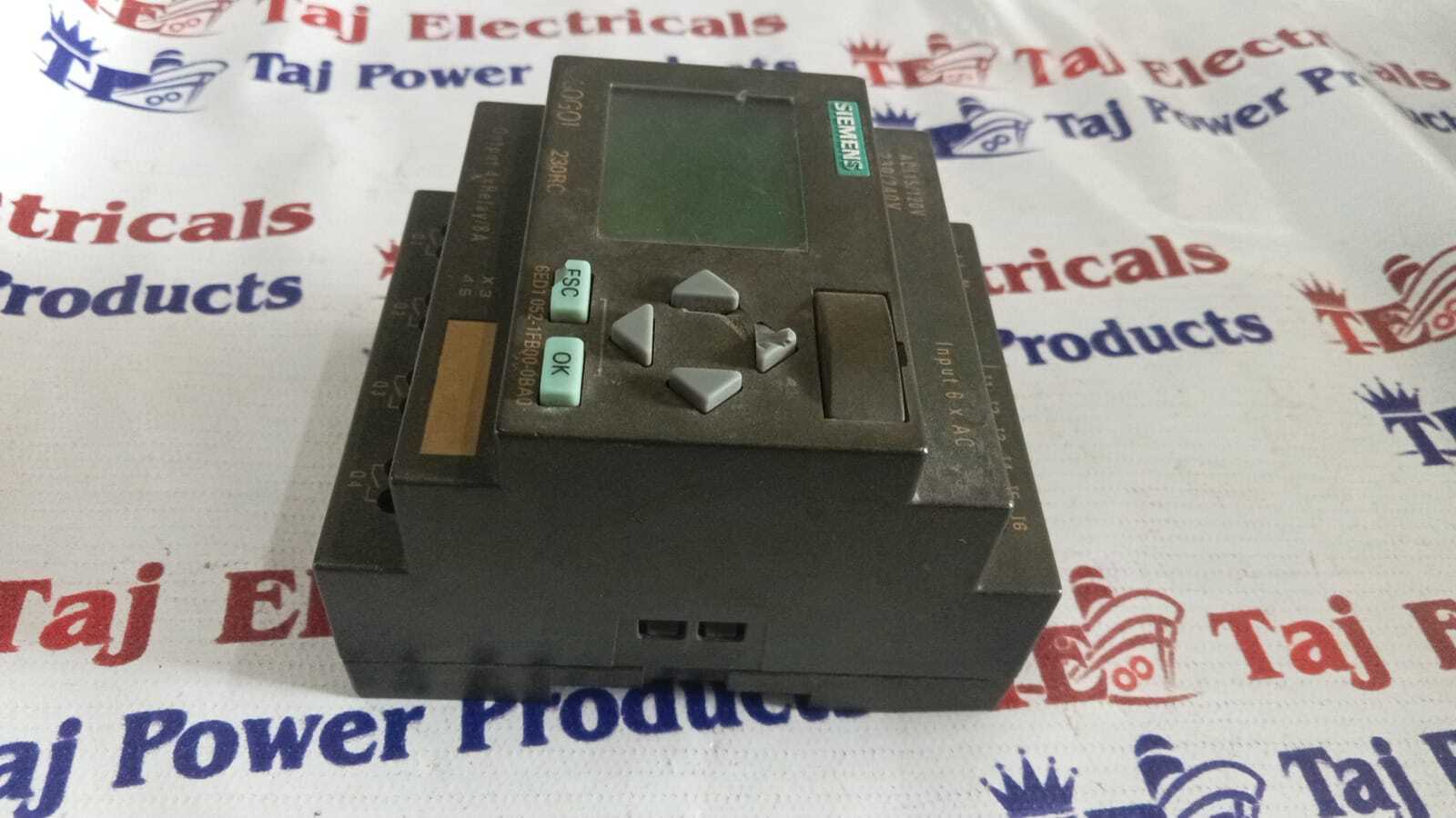 Siemens Logo 6ed1 052-1fb00-0ba0 - Logic Display Module For 230vac/vdc Integration | Menu Control, Expandable With Additional Modules