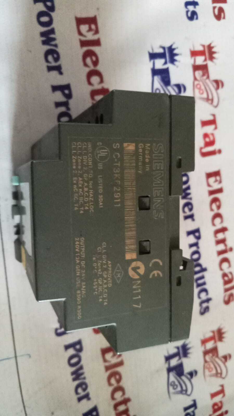 Siemens Logo 6ed1 052-1fb00-0ba4 - Logic Module, 230v Display Sv / E / A, 8 Digital Inputs / 4 Digital Outputs | Original And Overhauled