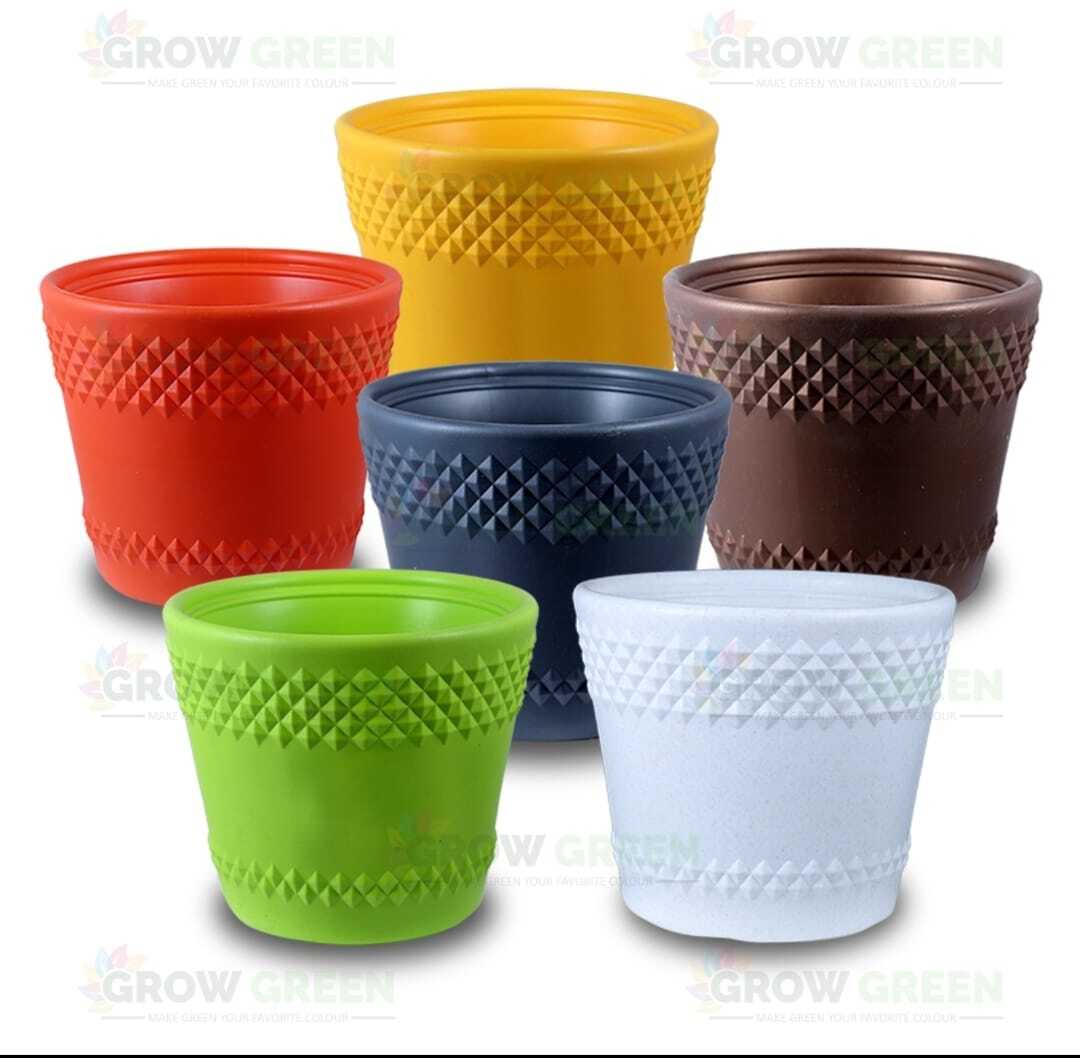 Plastic Pots - Color: All Color