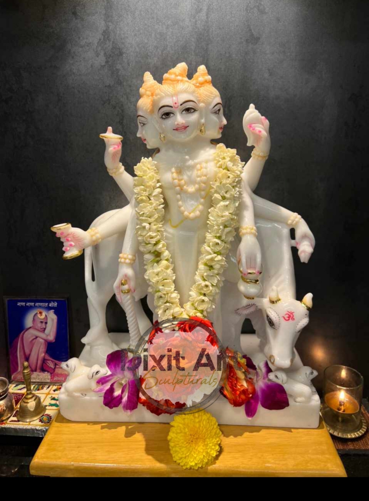 Polishing Marble Dattatreya Statue