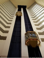 स्वचालित लिफ्ट