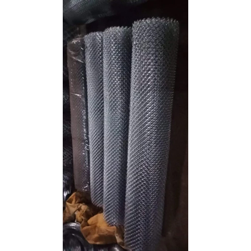 Poultry Farm Mesh - Iron Steel Wire Mesh,  Plain Mesh with Square Holes, Galvanized Finish, Color: Silver