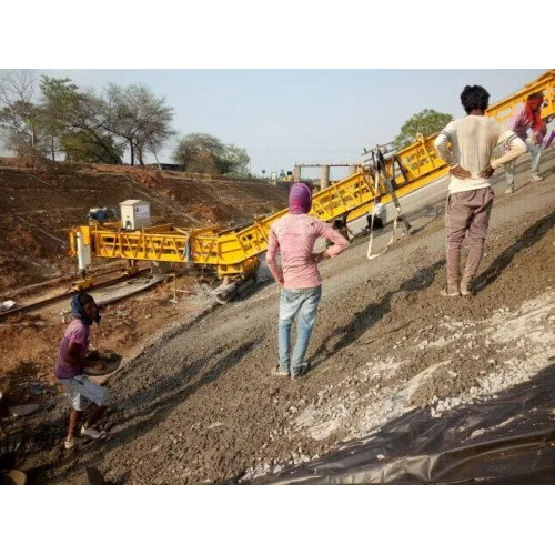 Yellow 27 M Concrete Canal Paver Machine