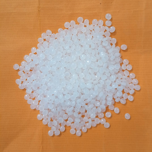 Linear Low Density Polyethylene - Industrial Grade | White, 960 Kg/m3 Density, 1-year Warranty, Type: Lldpe