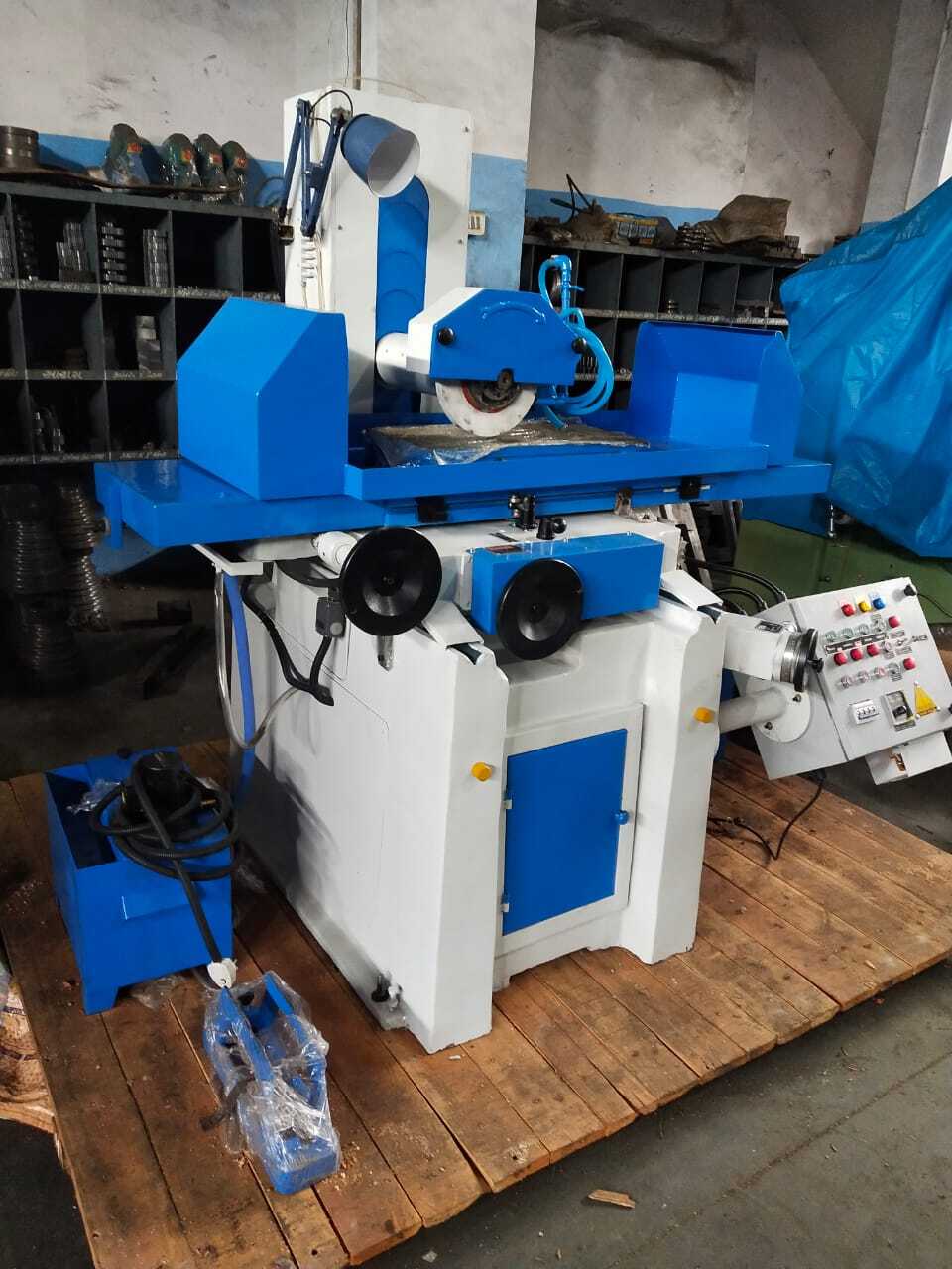 Blue Gmt 750 X 400 Hydraulic Surface Grinder Machine