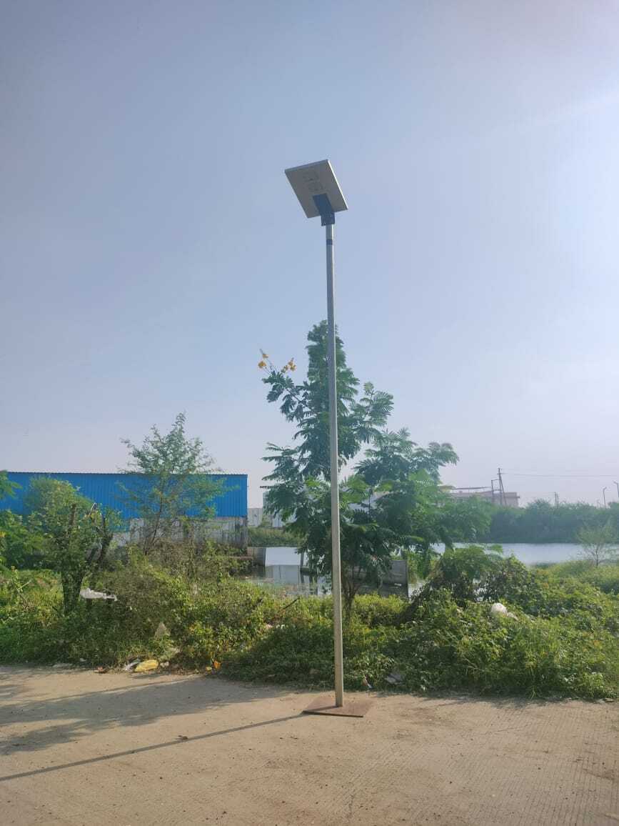 20 Watt All In Solar Street Light Cable Length: Na Meter (M)