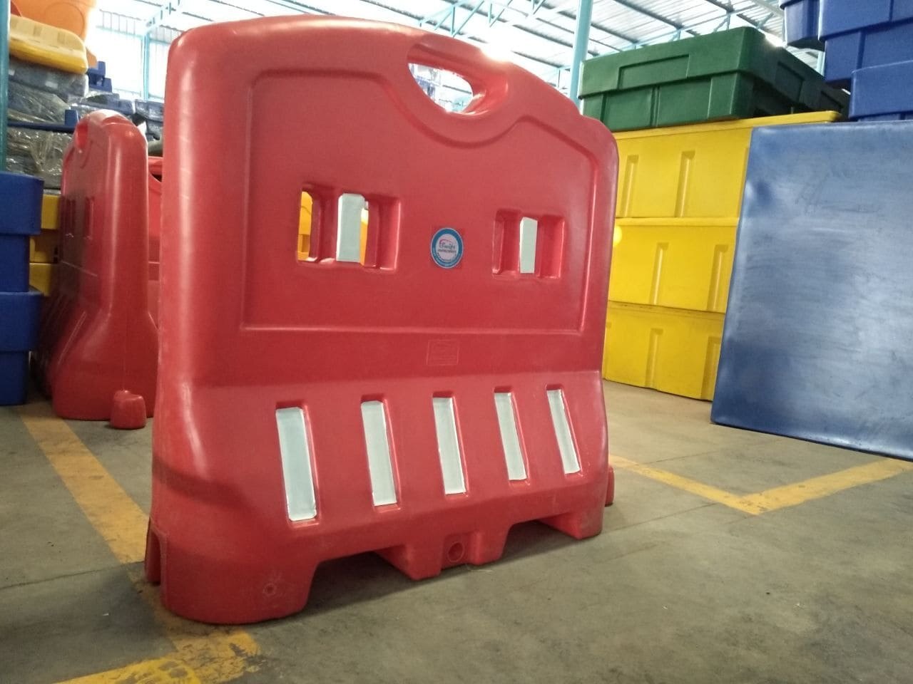 1 Mtr Road Safety Barricade - Color: Red/ Yellow