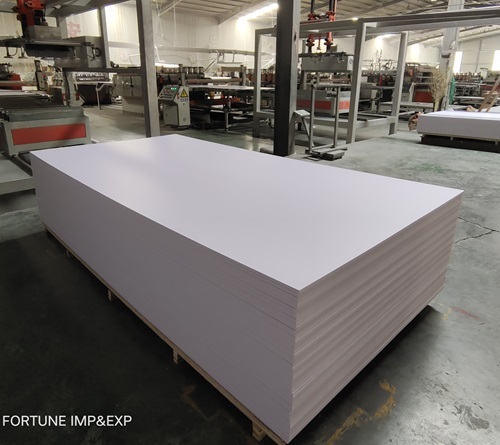 Pvc Foam Sheet - Color: White & Gray