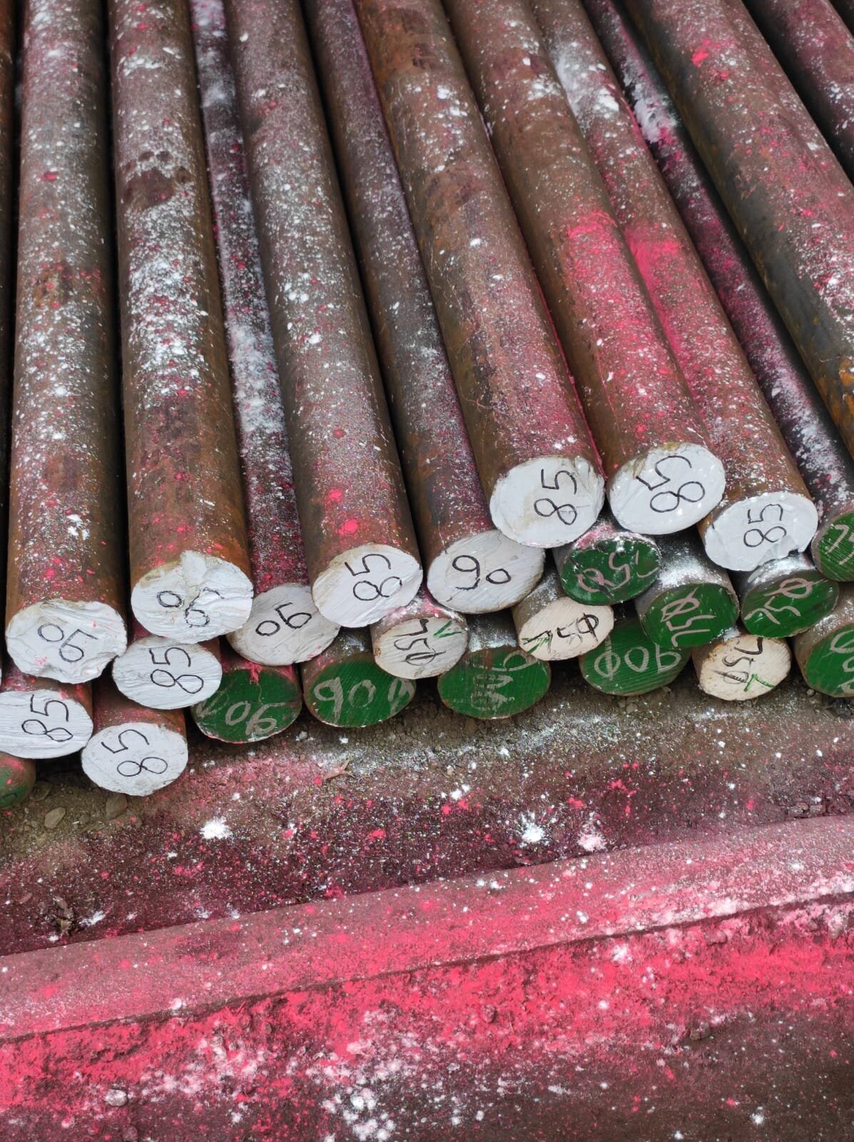 Ms Round Bar - Diameter 90mm, Length 6m | Alloy Sae 1018, Mill Finish, Tolerance 1mm, End Protector With Plastic Pipe Cap, Standard Jis
