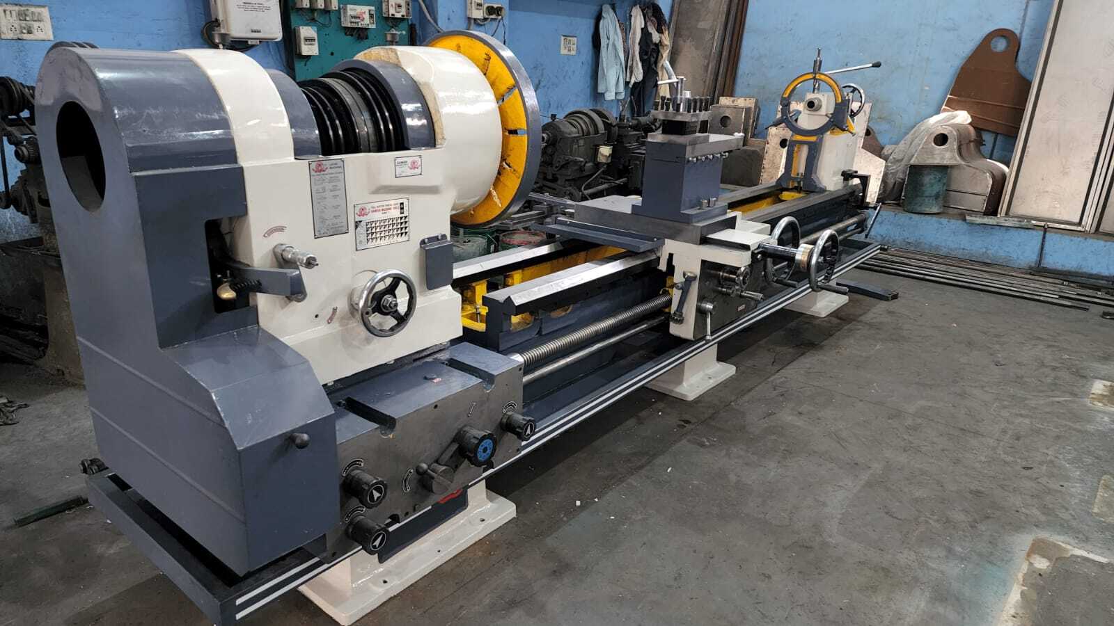 14 Feet Extra Heavy Duty Lathe Machine - Automatic Grade: Semi Automatic