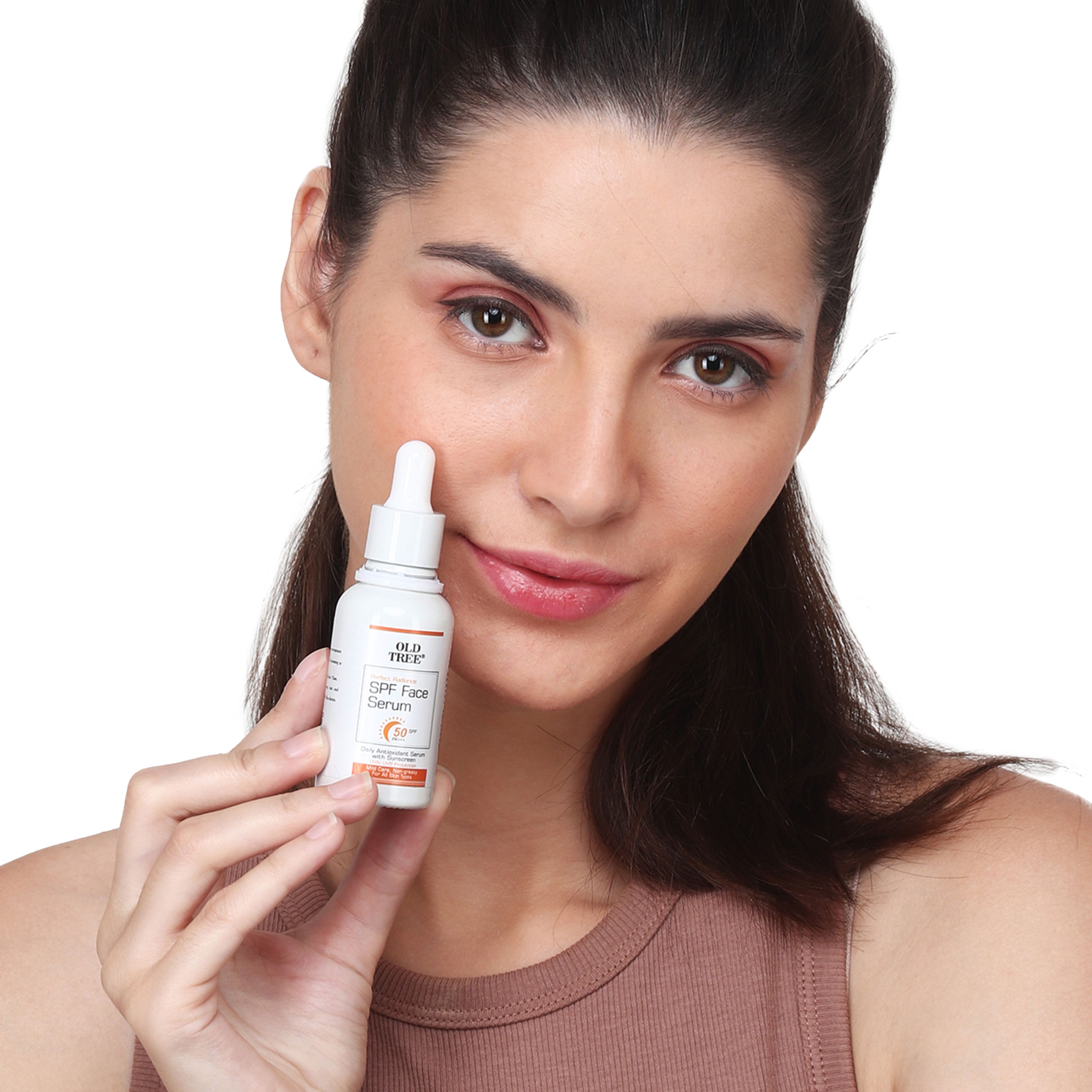 Spf Face Serum 30ml. - Color: White