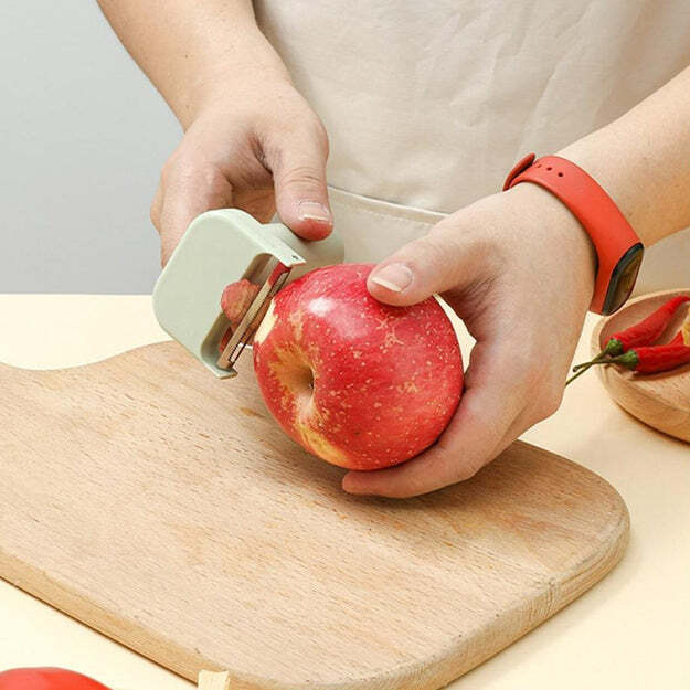 4 In 1 Handheld Electric Vegetable Cutter Set Multifunction Mini Chopper Food Processor Wireless Electric Garlic Mud Masher For Garlic Chili Onion Ginger (2284)