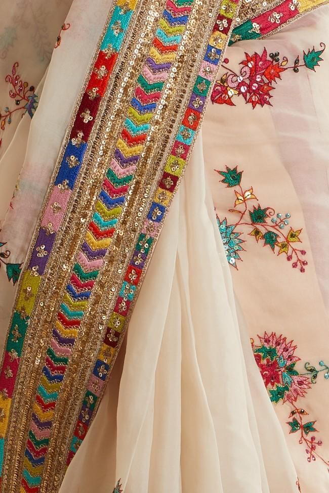 Georgette Saree .. - Color: As Per Image