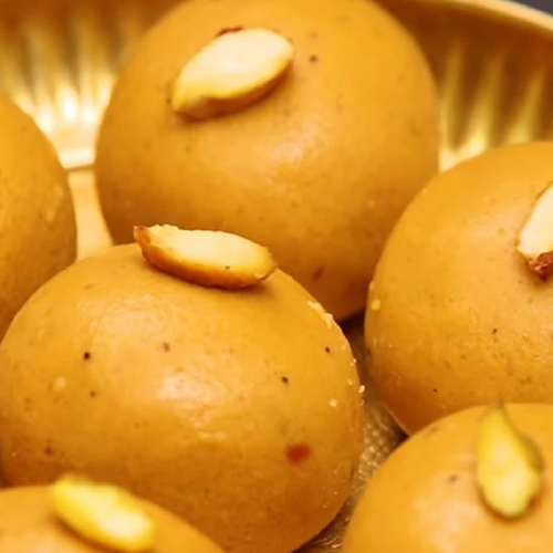 High Quality Besan Ke Laddu