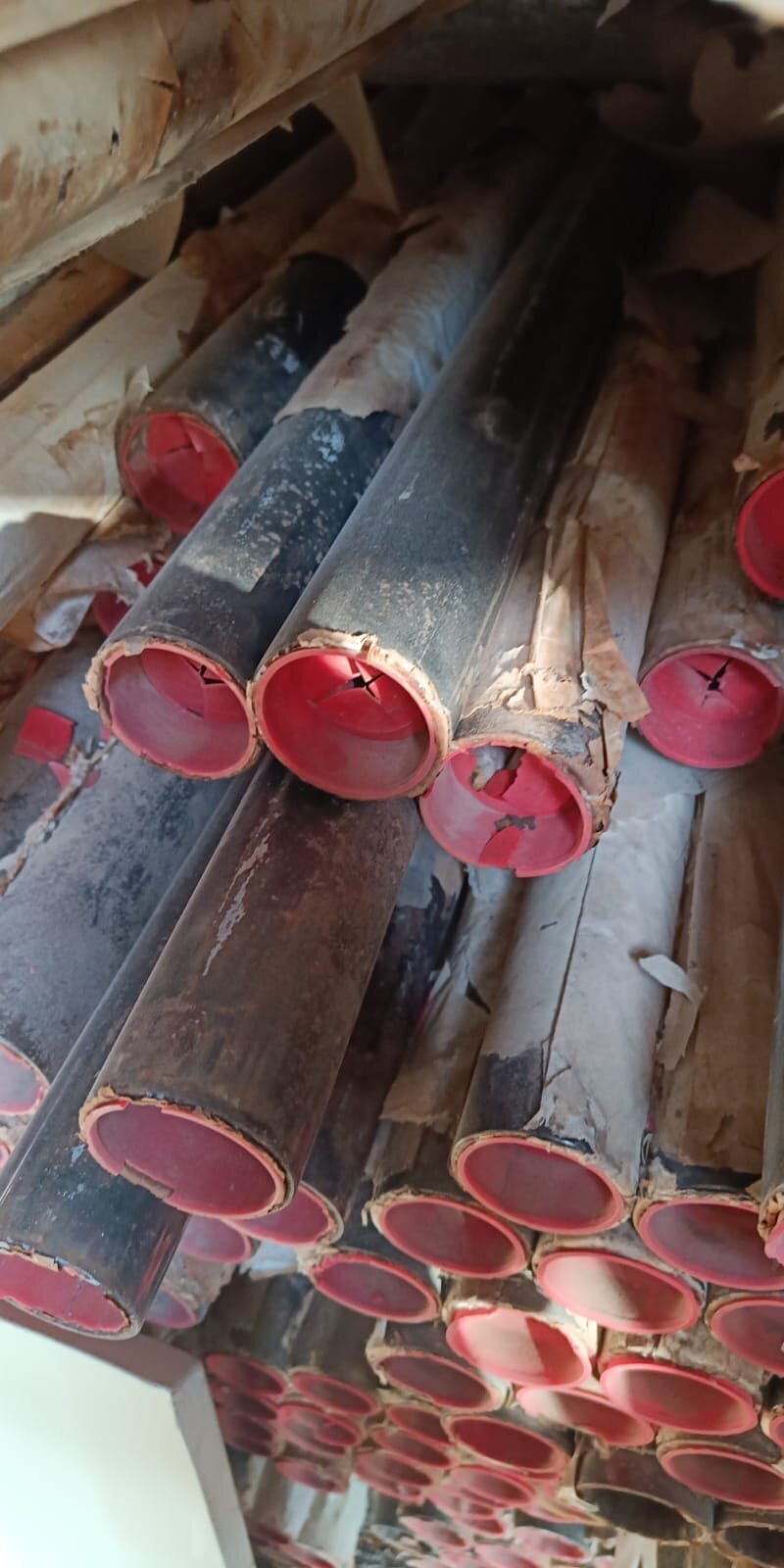 Ctw Pipes - Carbon Steel Erw Tubes, 2" Sch 40, Color: Black, Surface Finish: Manual Polish, Thickness: 3.91mm, End Protector: Plastic Pipe Cap