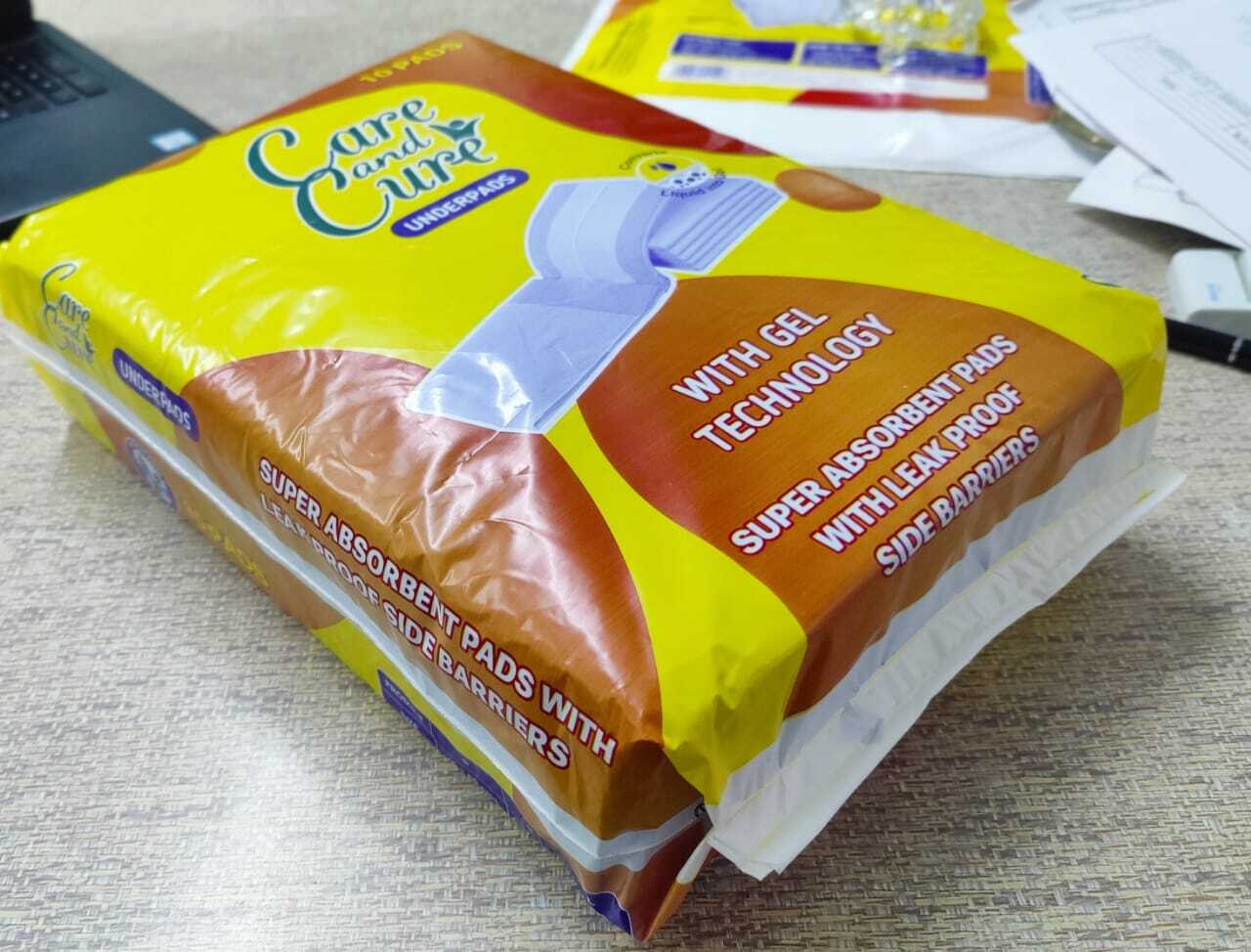 Disposable Undersheet - Pulp & Sap 60 Cm X 90 Cm Blue | Soft Non Woven Anti-slip High Absorption Odour Control Suitable For Incontinence