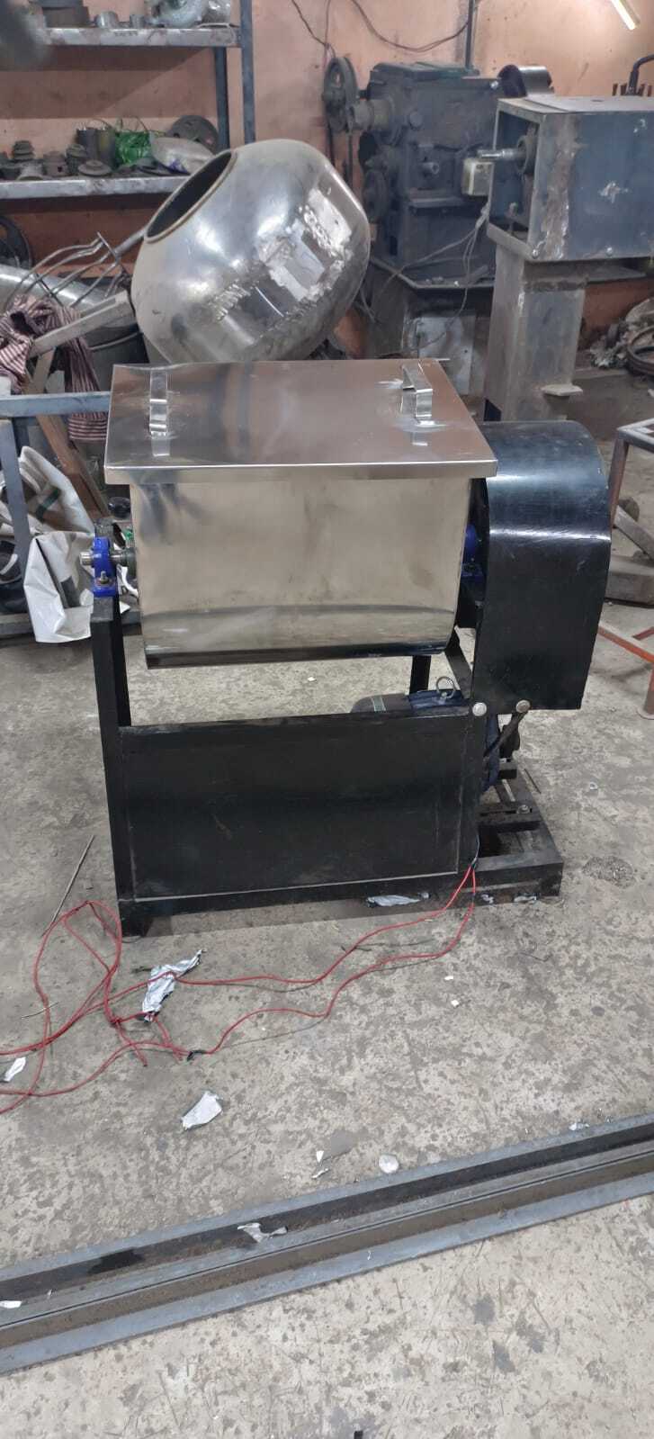 Ribbon Mixer - Mild Steel, 30x15x30 Cm | 10kg Capacity, Manual Operation, U-type Tank Design, Silver And Black Finish, One Year Warranty
