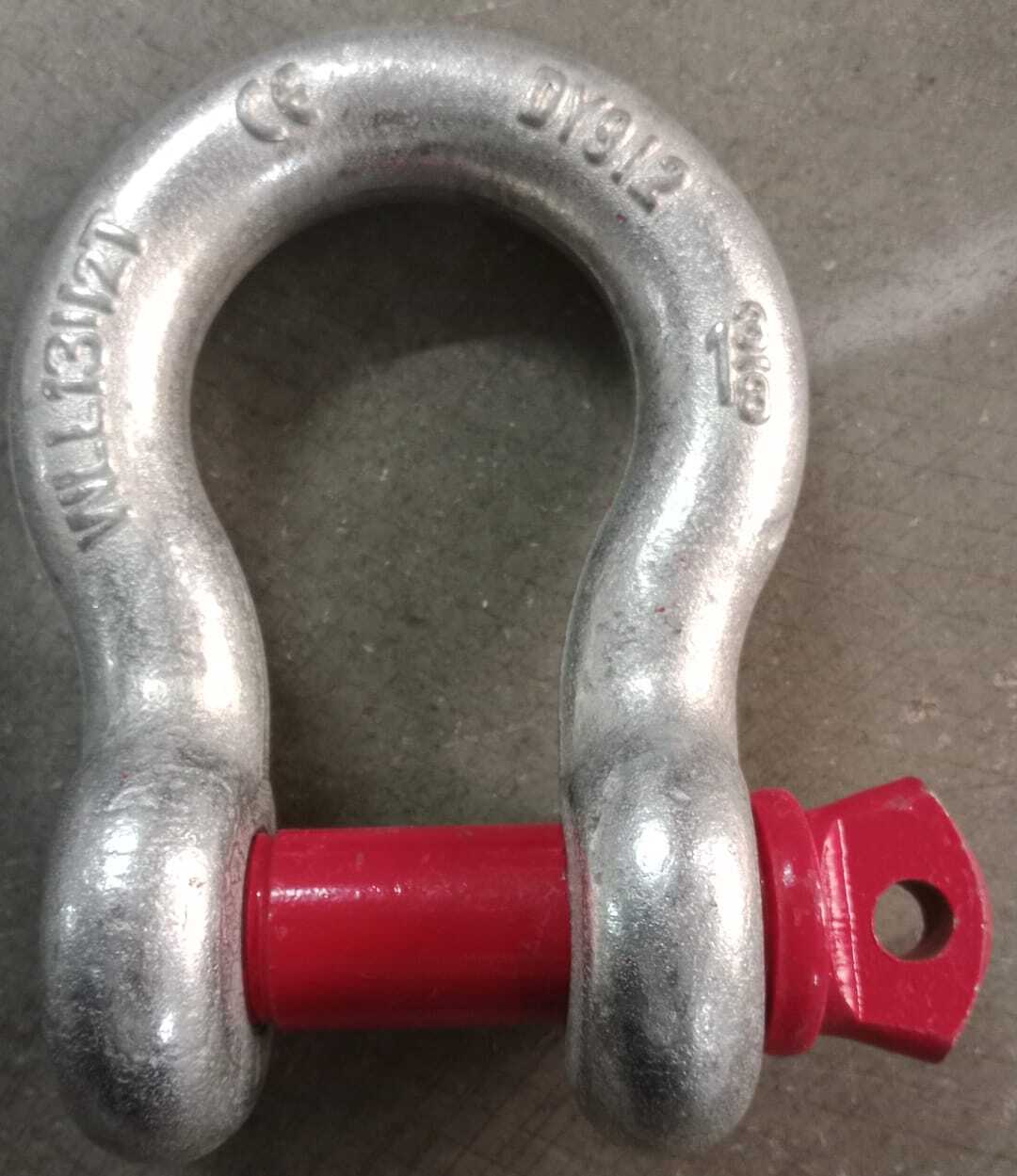 Natural Bow Shackle