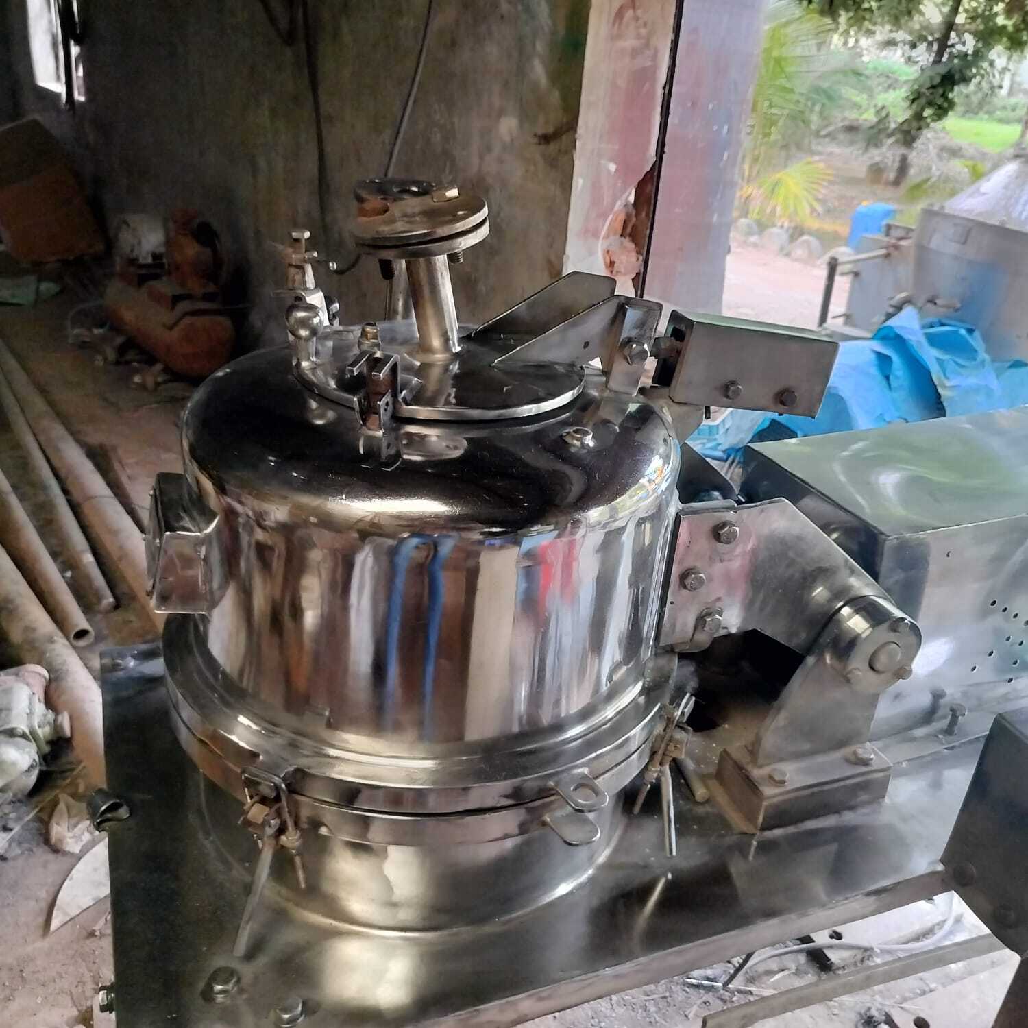 Manual Top Discharge Centrifuge - Durable Stainless Steel Construction , Efficient Solid Separation Mechanism For Enhanced Performance