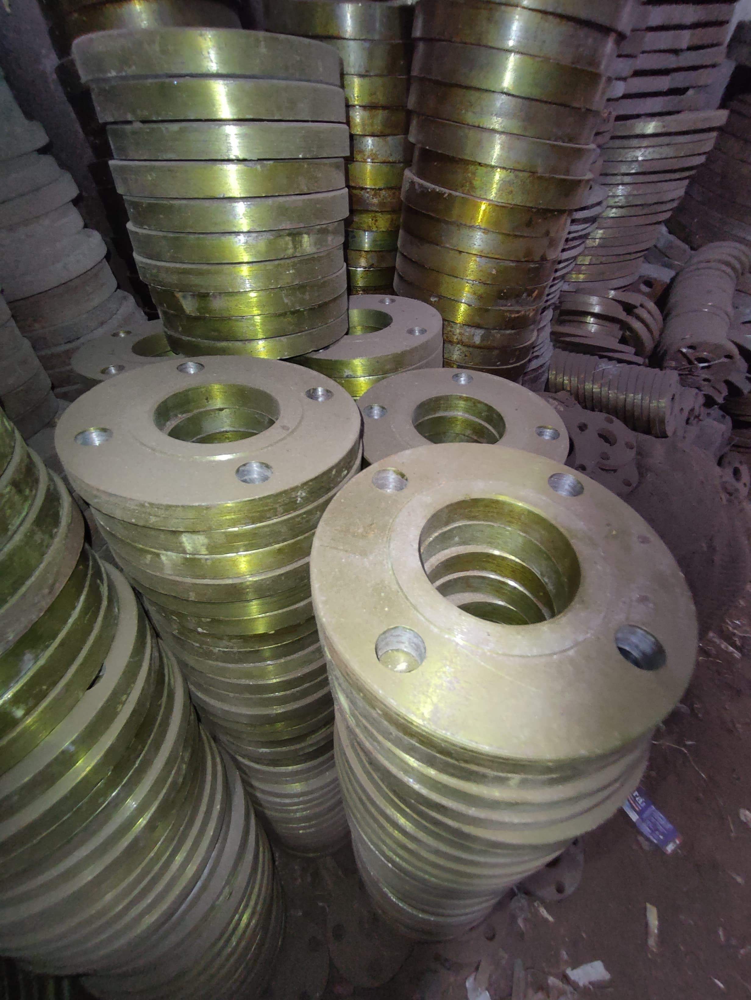 Slip-on Flanges - Carbon Steel, Various Sizes, 150 Psi Pressure Rating, Customizable Dimensions, Galvanized Finish, Asme B16.5 Standards