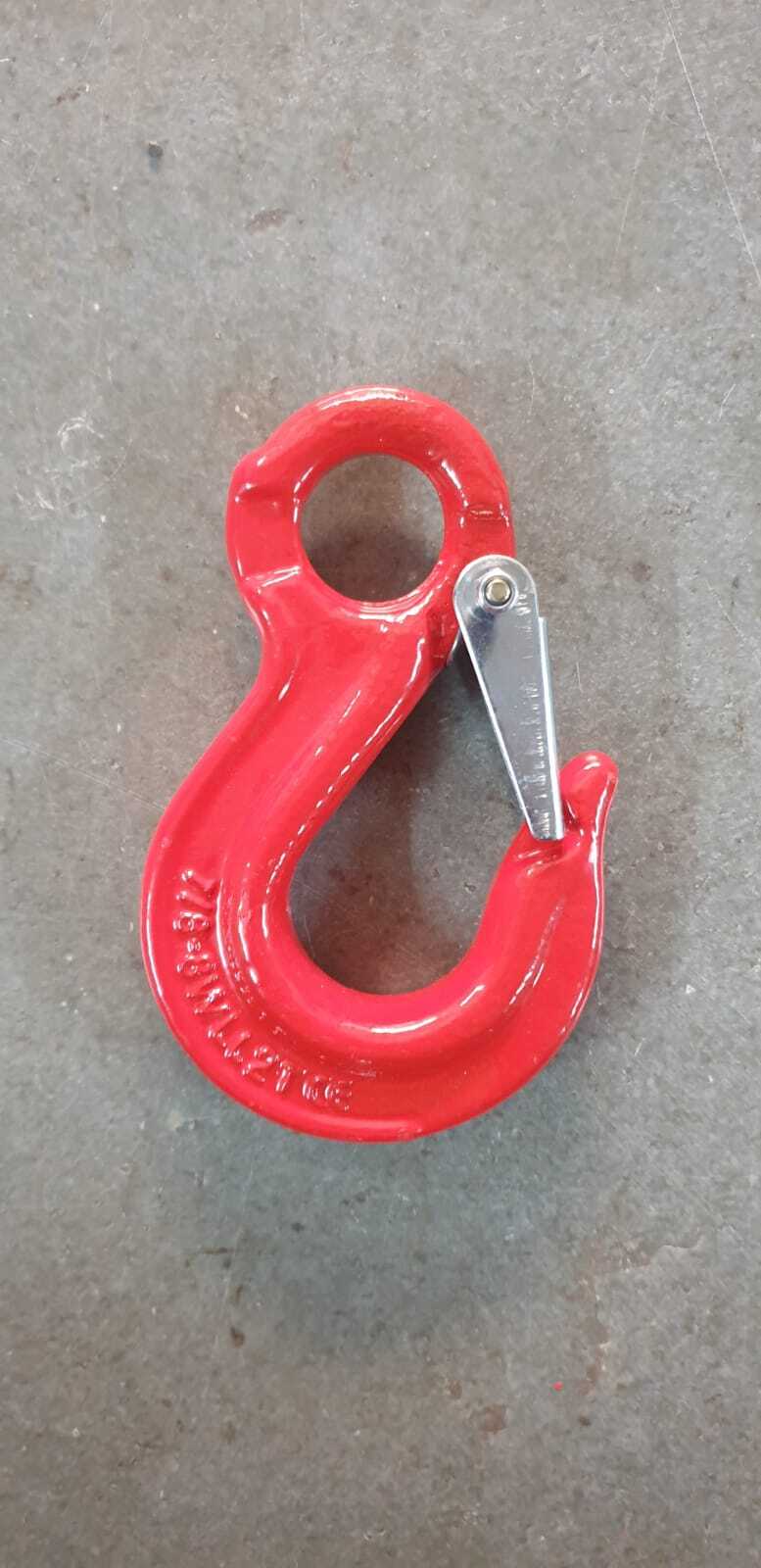 Integrated Latch Rigging Hook