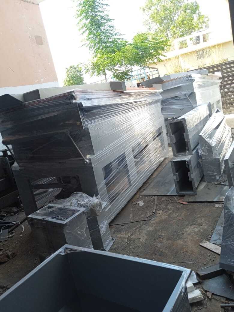 Grain Grading Machinery - Mild Steel & Stainless Steel Three Screens, 4.1x5.9ft Top Screen & 4.1x6.8ft Middle/bottom Screens, Capacity 1-5 Ton Per Hour