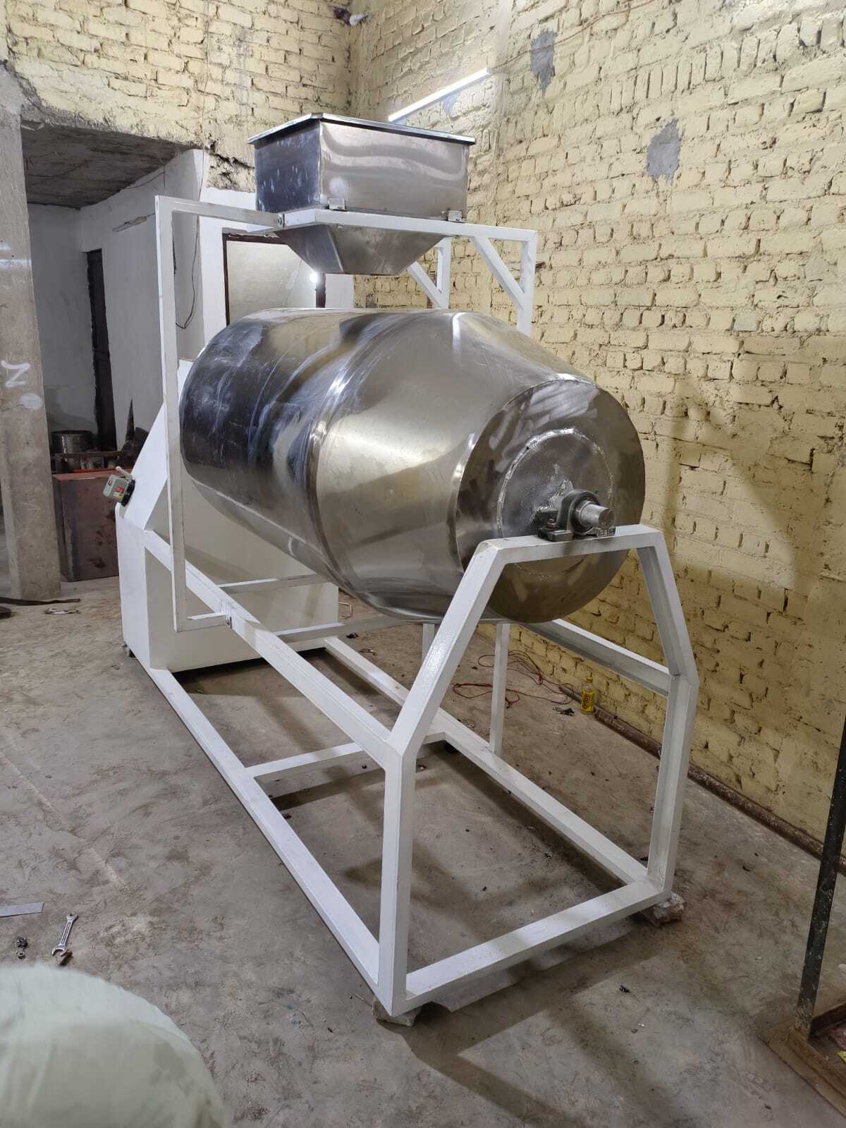 Tea Blending Machine - Capacity: 100 Kg/hr