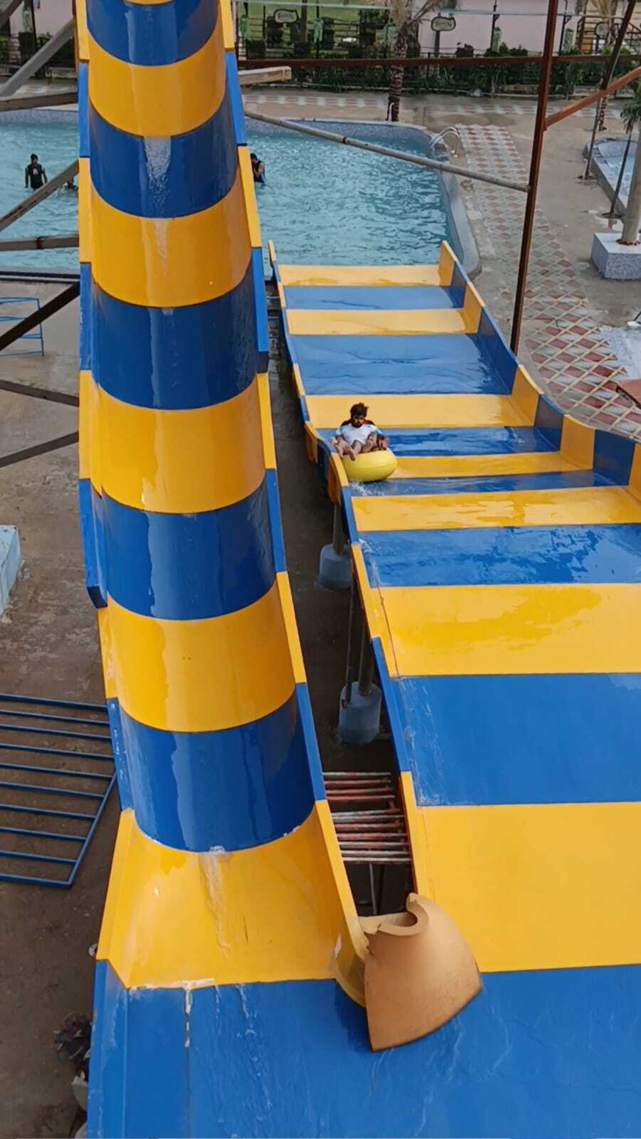 Pool Water Slides Length: As Per Requirement Foot (Ft)