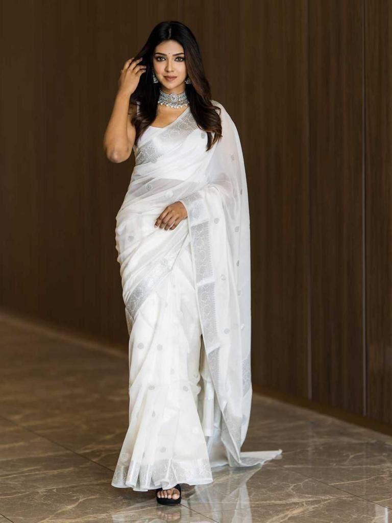 Fashionable Lichi Silk Saree