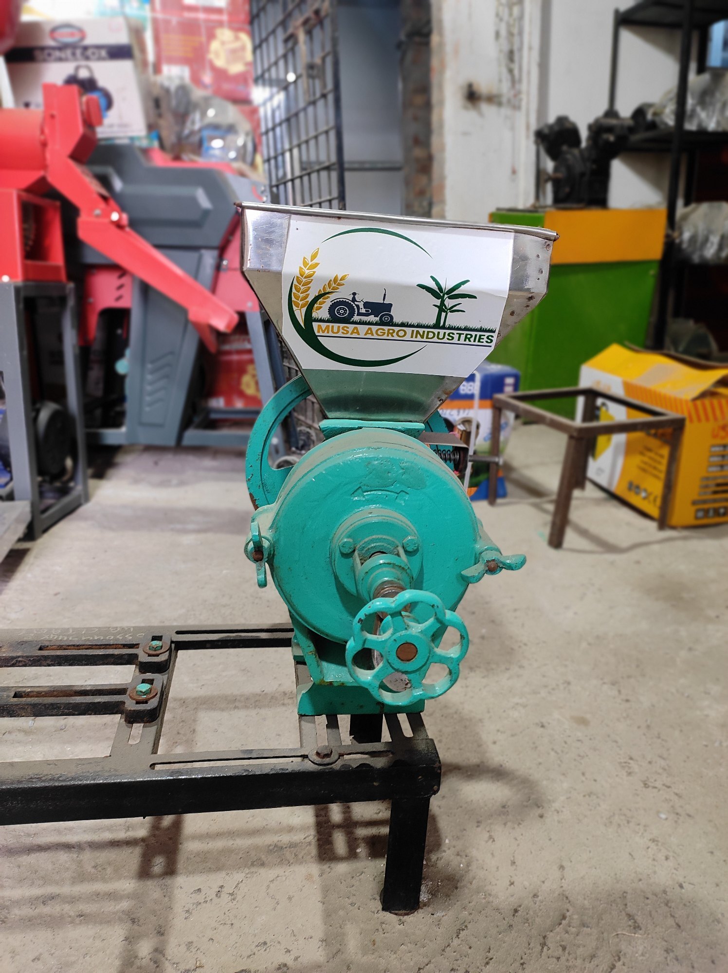 Wet Dal Mill With 1 Hp Motor - Automatic Grade: Automatic