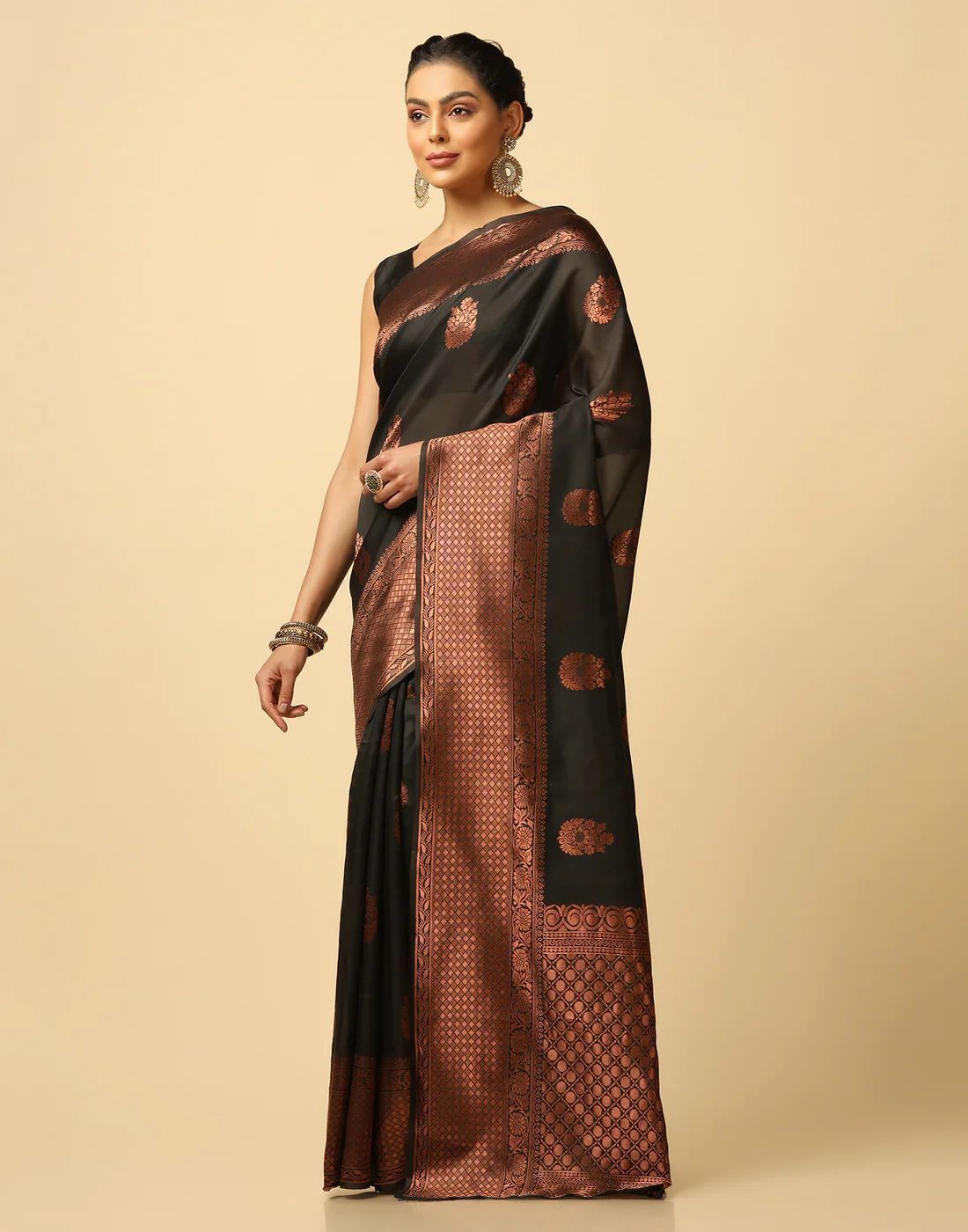 Soft Silk Saree - Lichi Silk Fabric, Beautiful Rich Pallu & Jacquard Work , Exclusive Jacquard Border Design