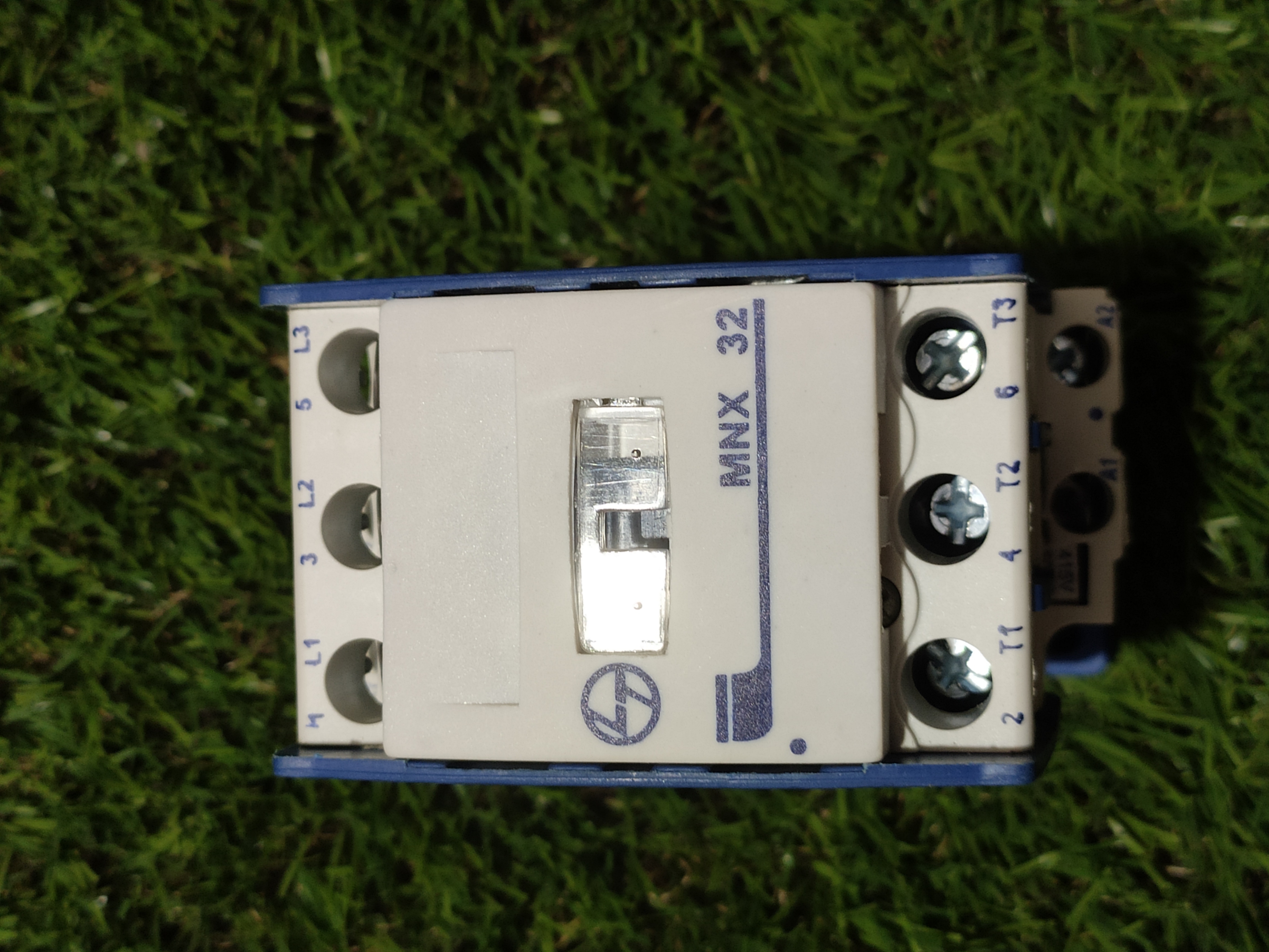 Lt Mnx225 Contactor Efficiency: High