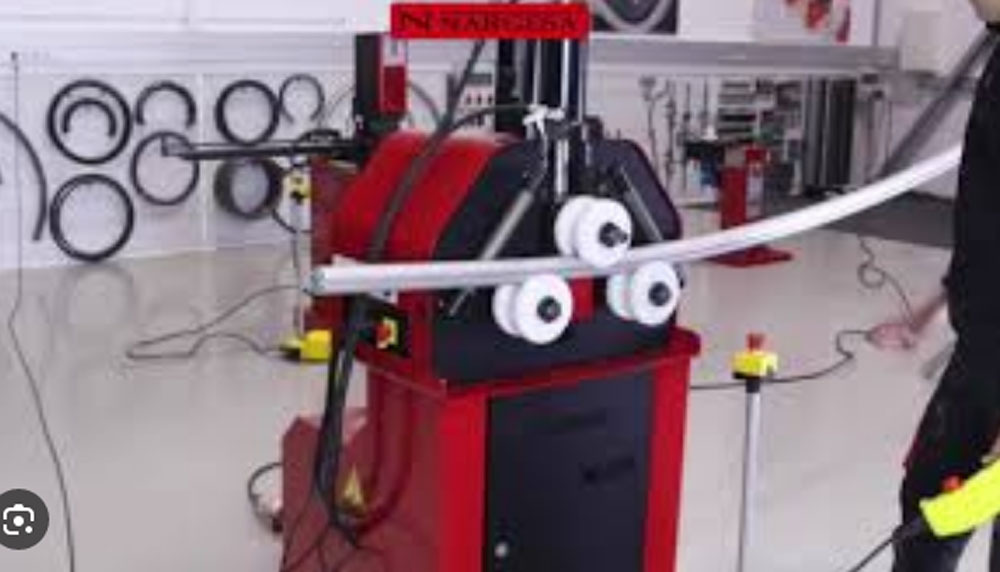 Hydraulic Bending Machine Mc200h - Bending Angle: Dependings Upon Size